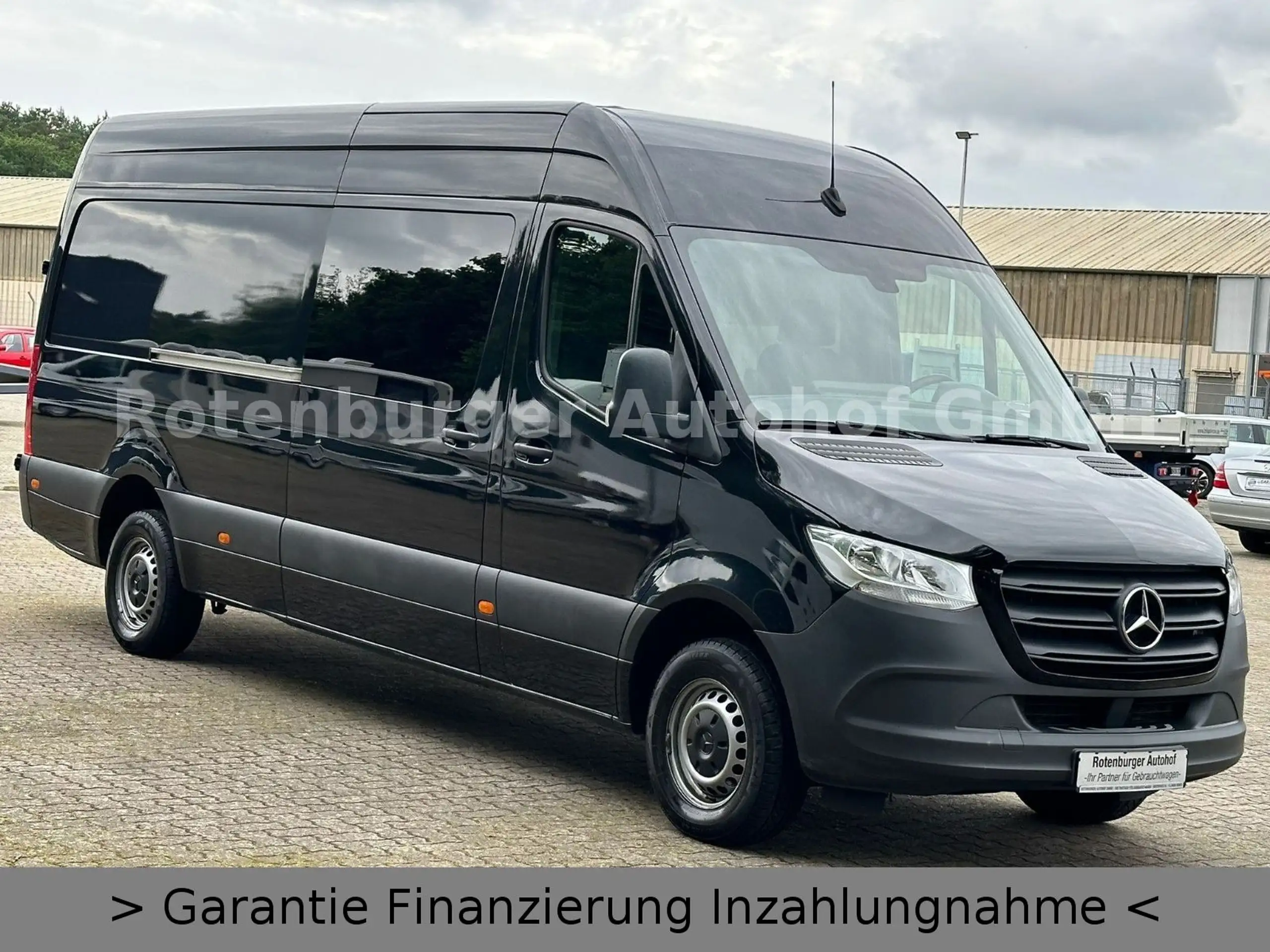 Mercedes-Benz - Sprinter