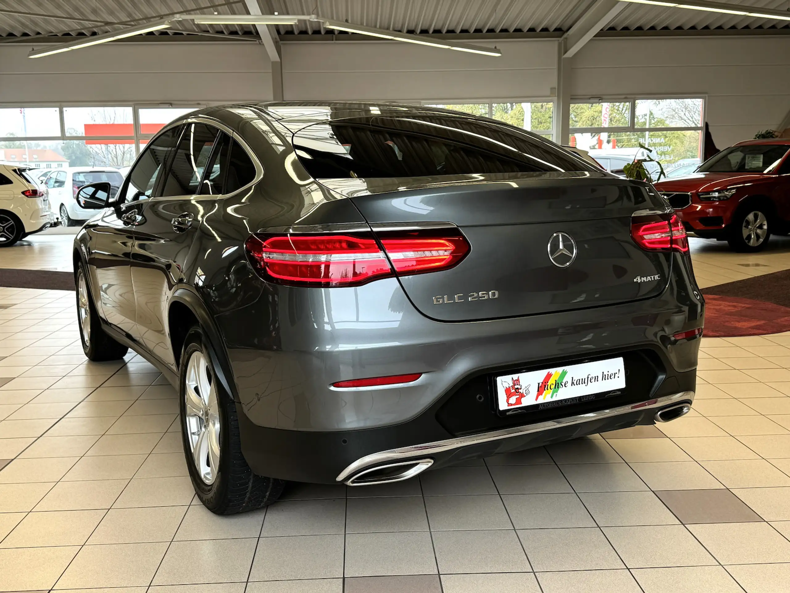 Mercedes-Benz - GLC 250