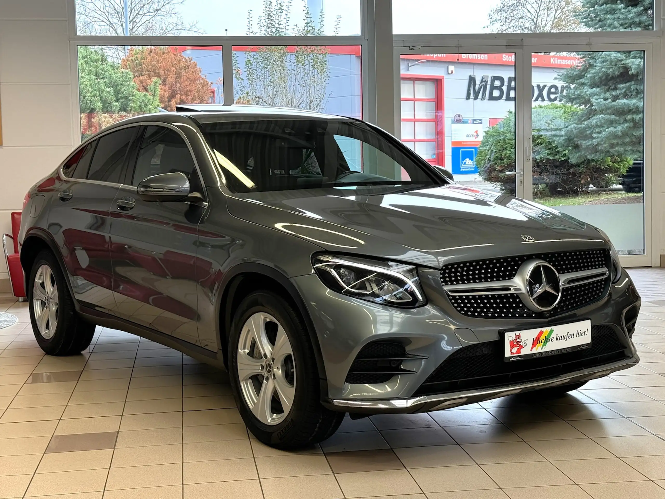 Mercedes-Benz - GLC 250