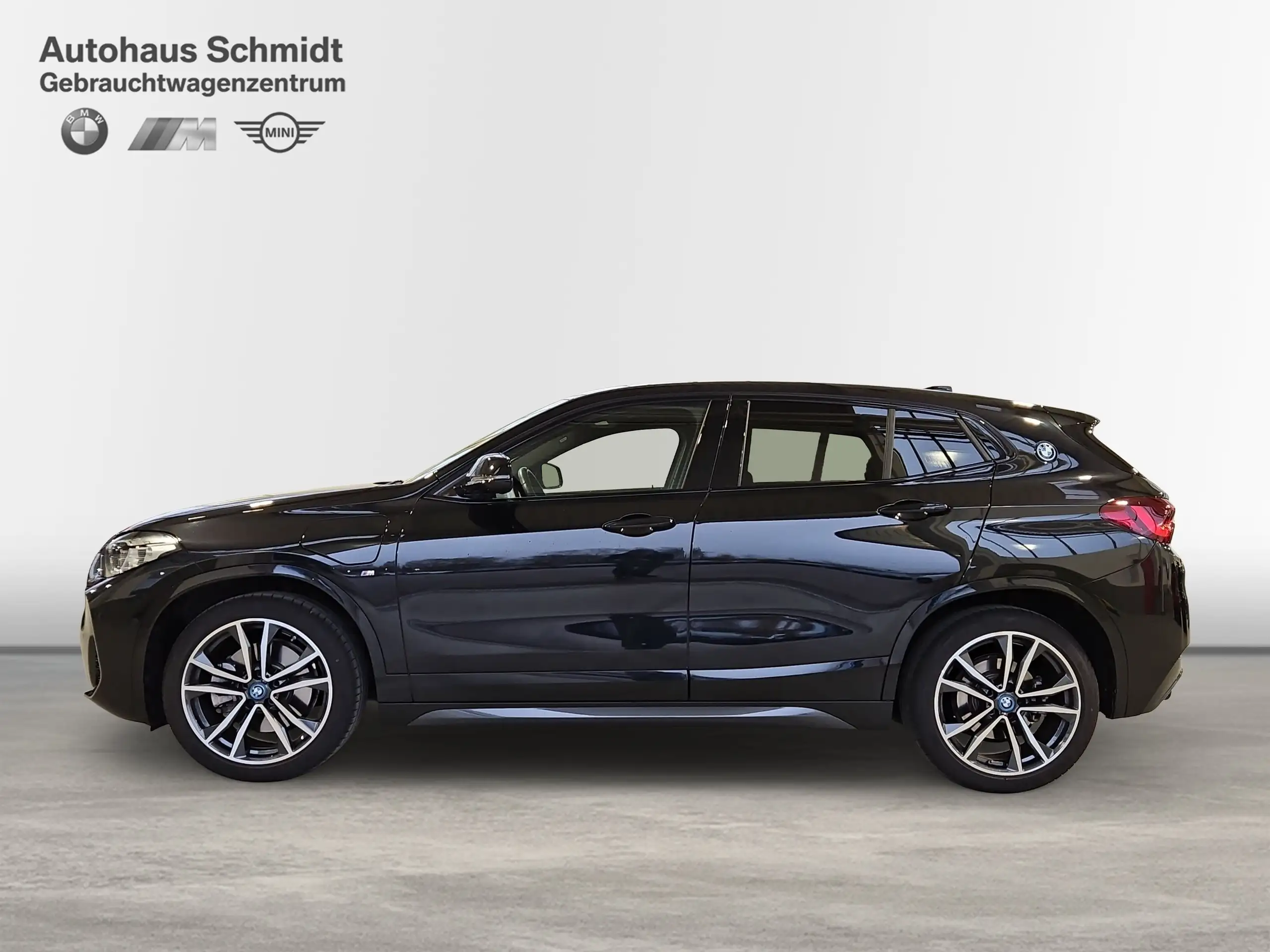 BMW - X2