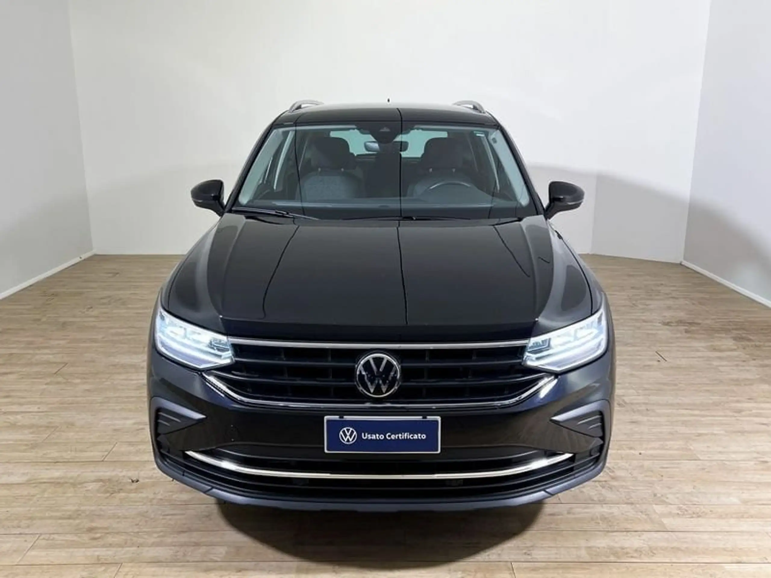 Volkswagen - Tiguan