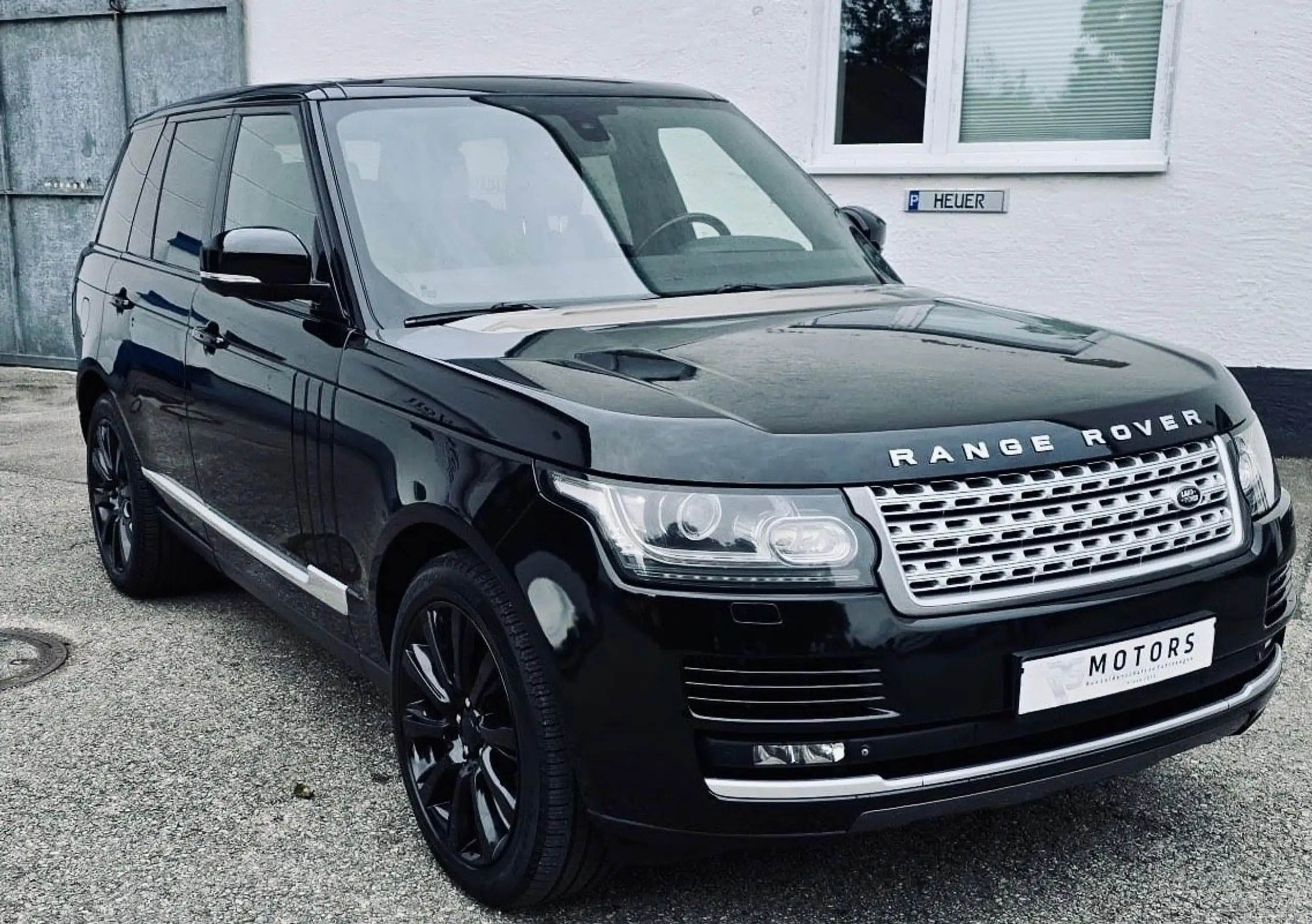 Land Rover - Range Rover