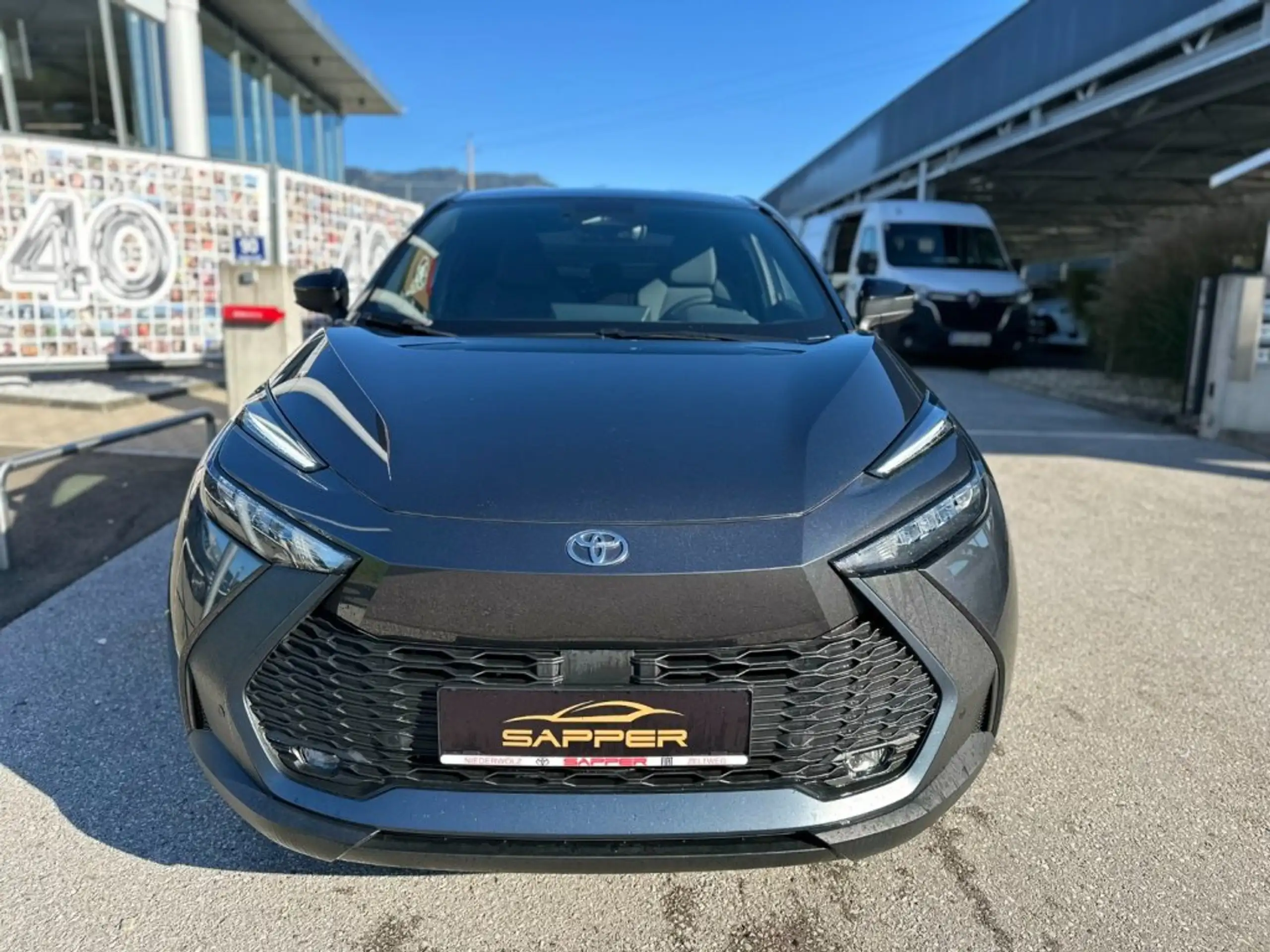 Toyota - C-HR