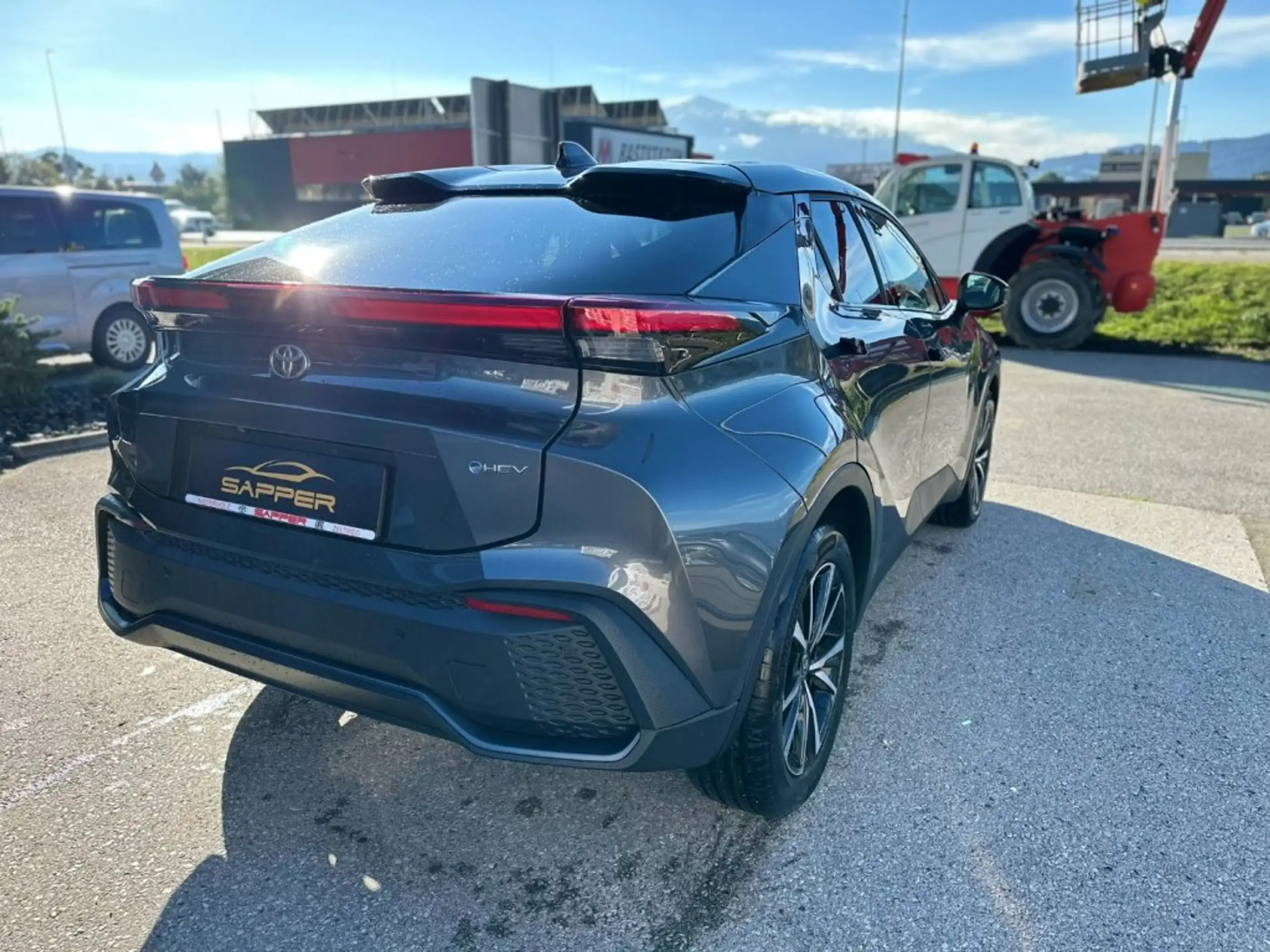 Toyota - C-HR