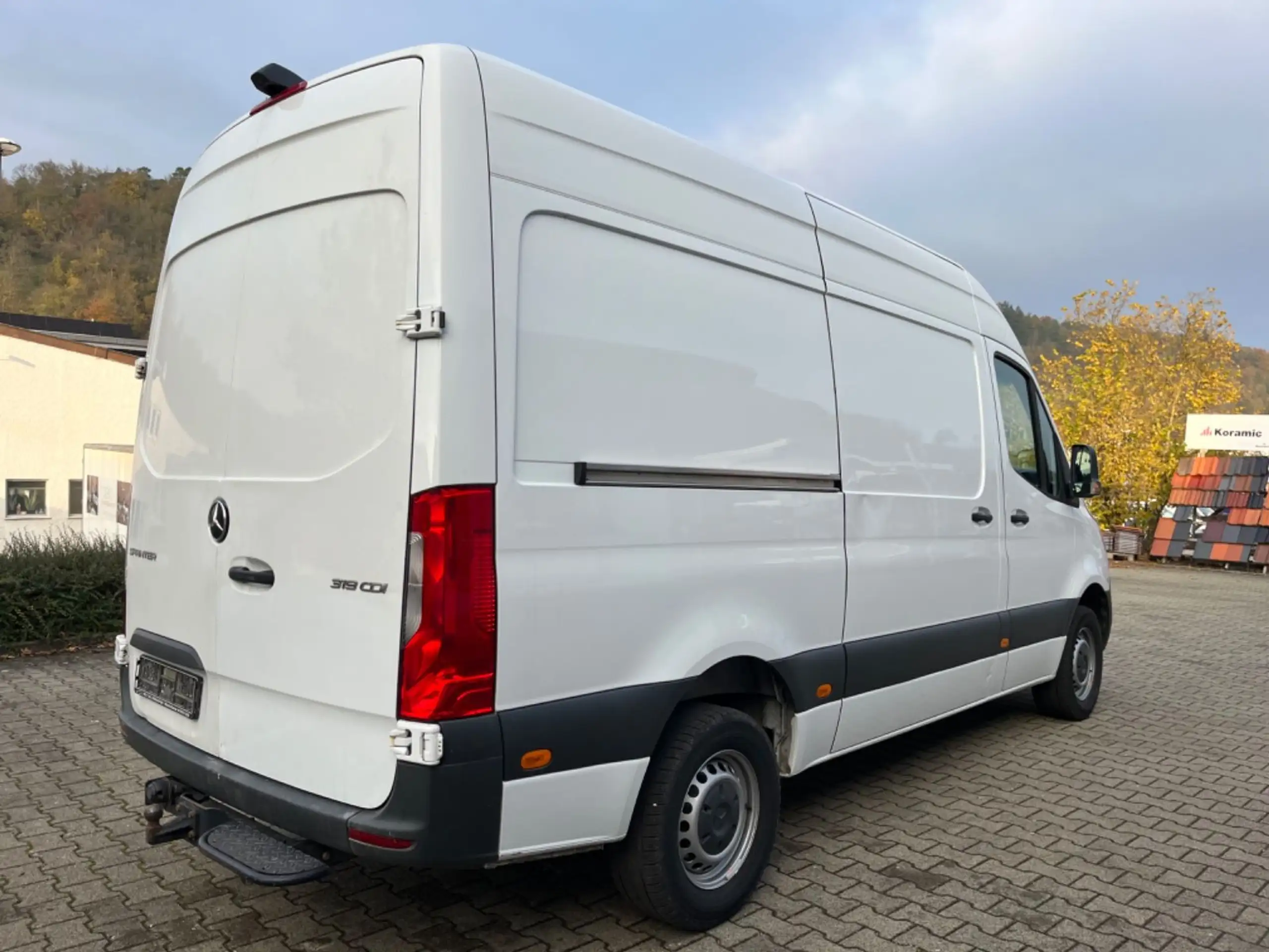 Mercedes-Benz - Sprinter