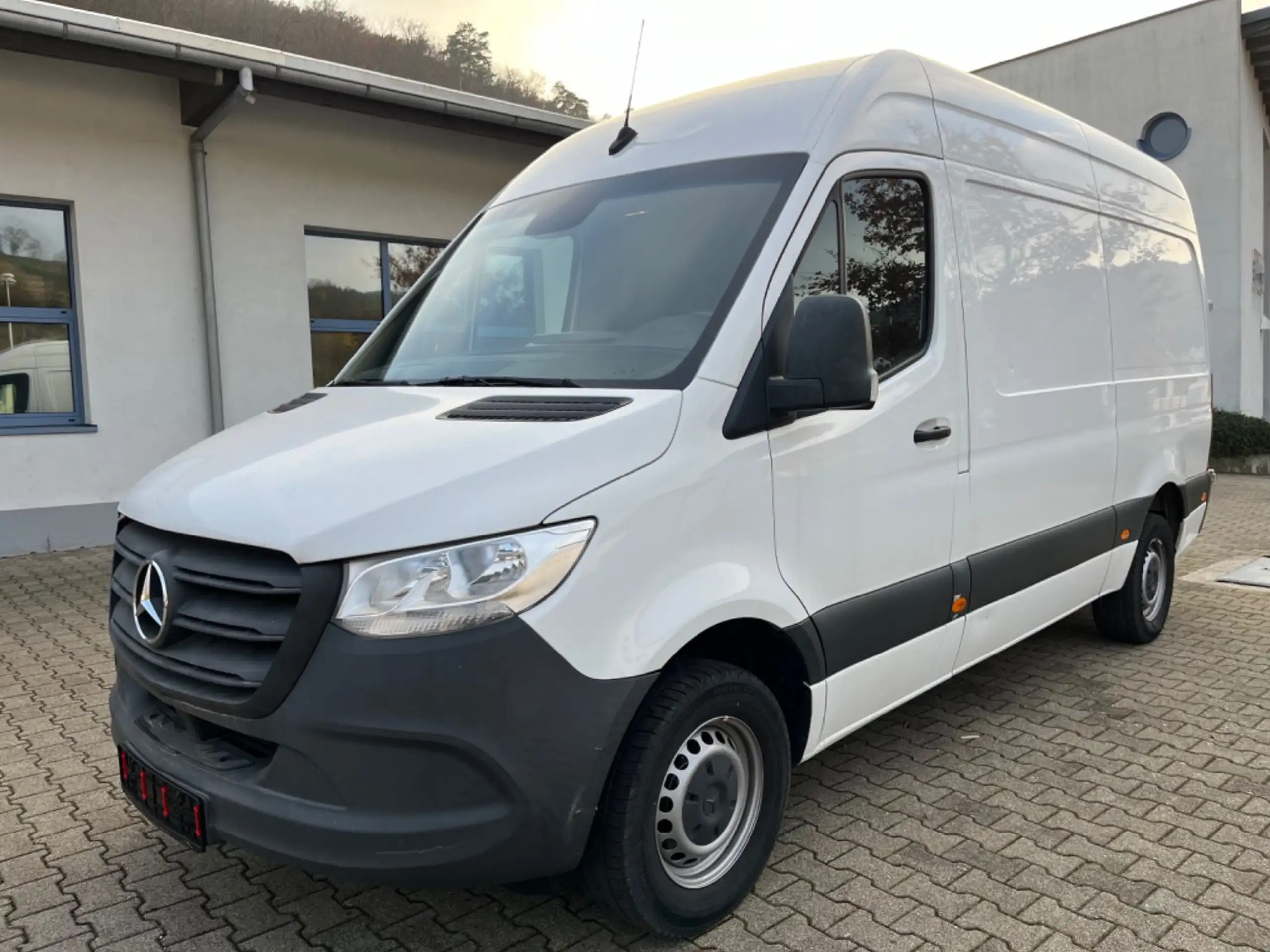 Mercedes-Benz - Sprinter