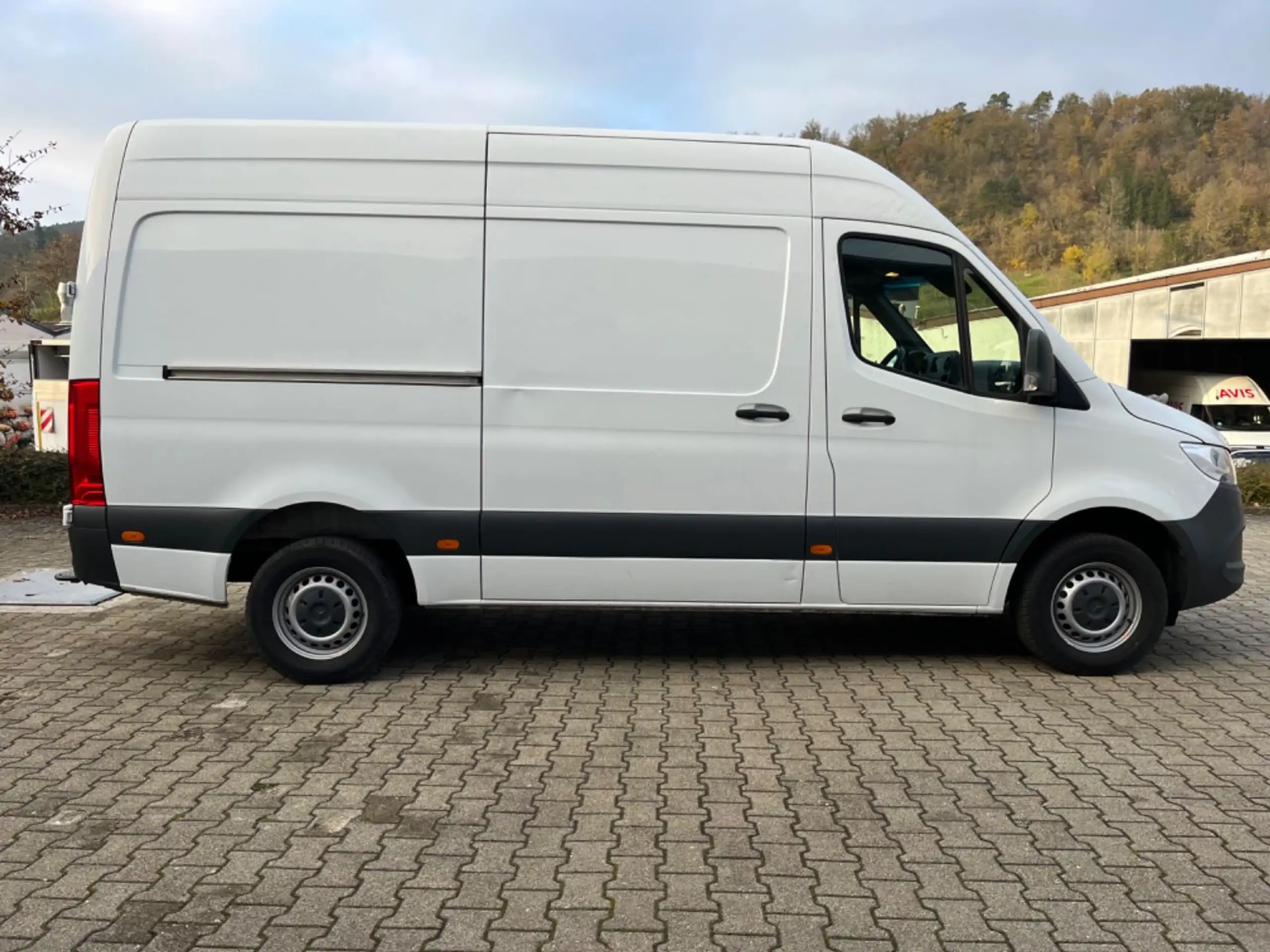 Mercedes-Benz - Sprinter