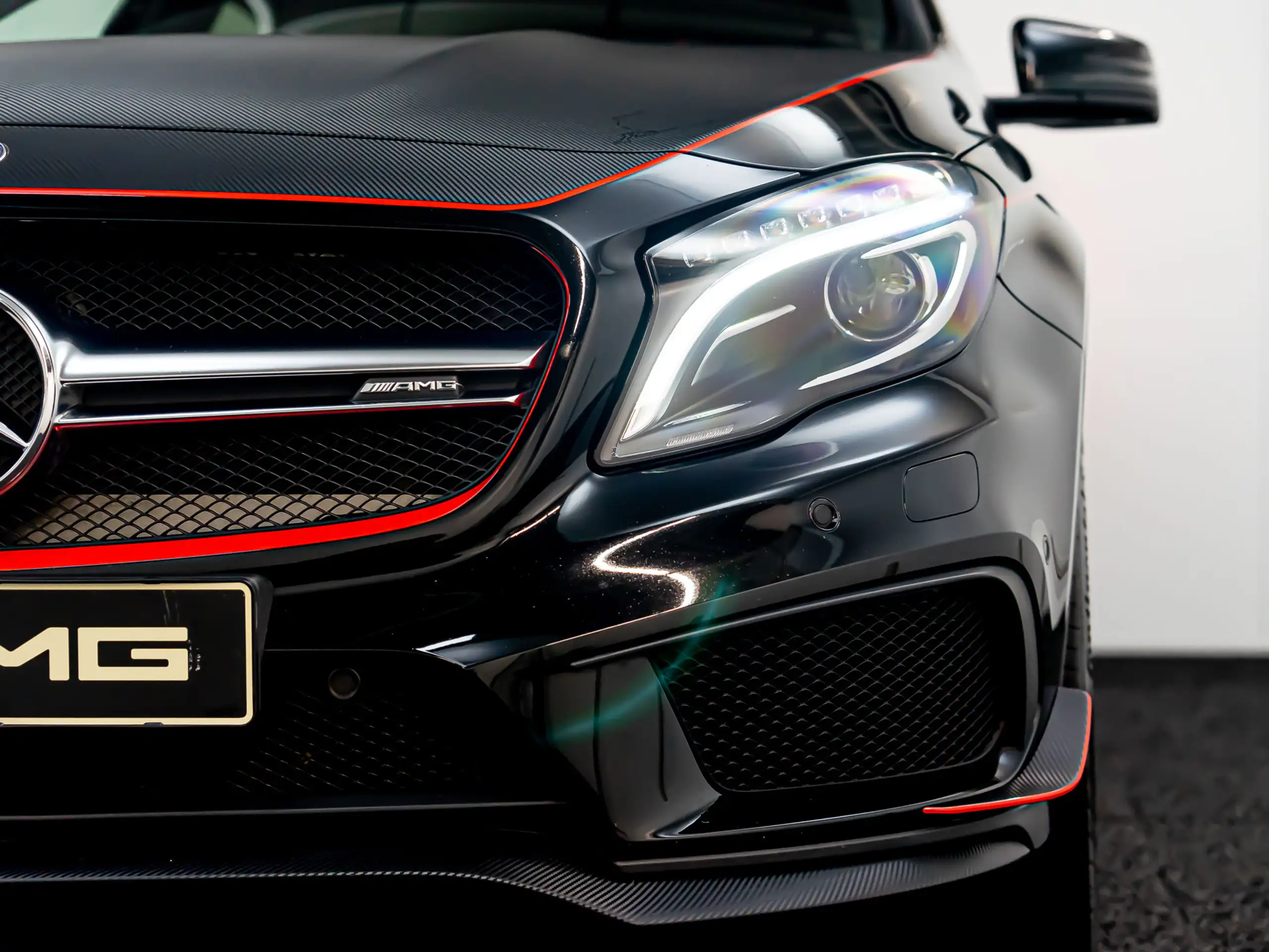 Mercedes-Benz - GLA 45 AMG