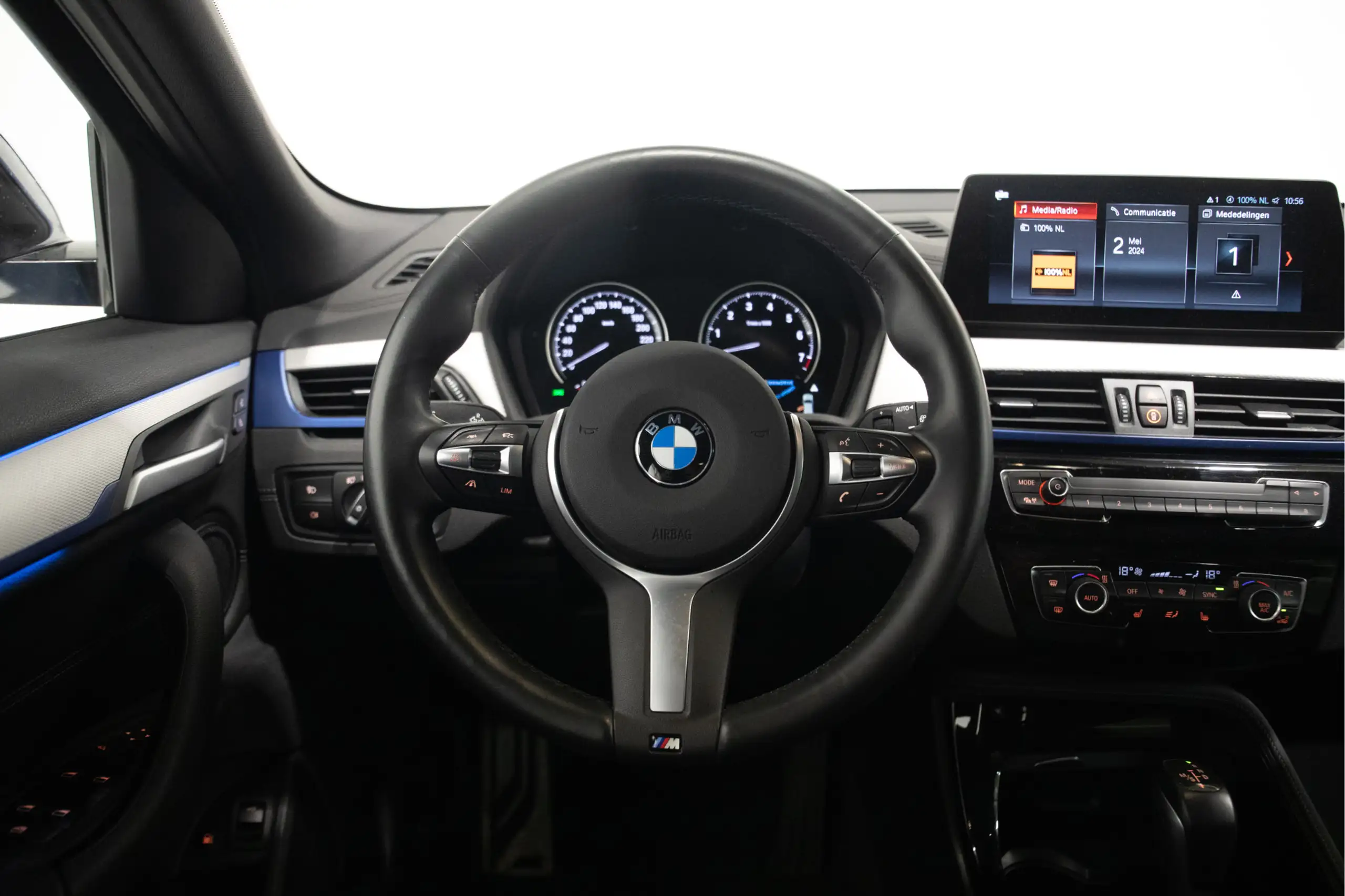 BMW - X2