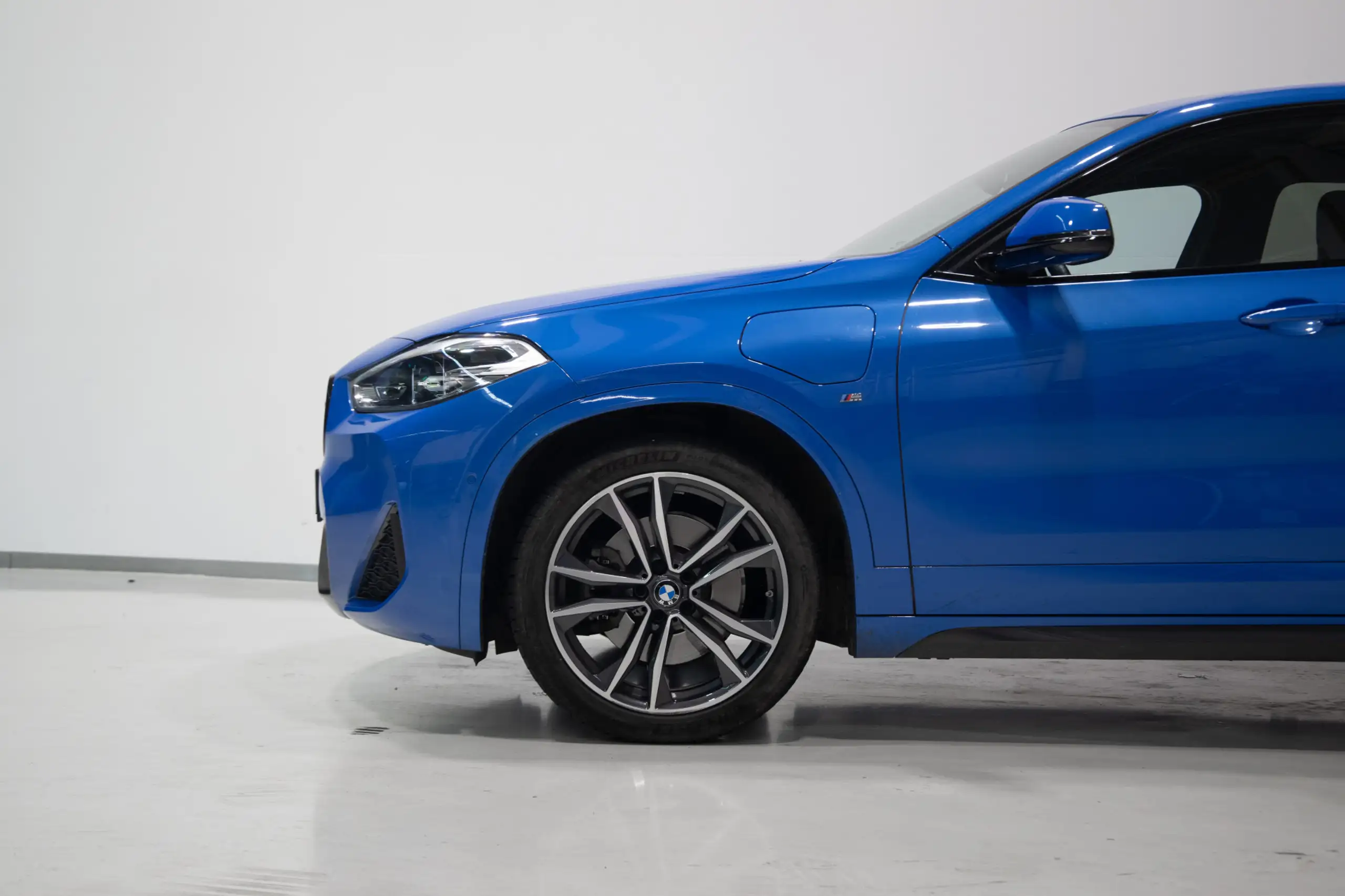 BMW - X2