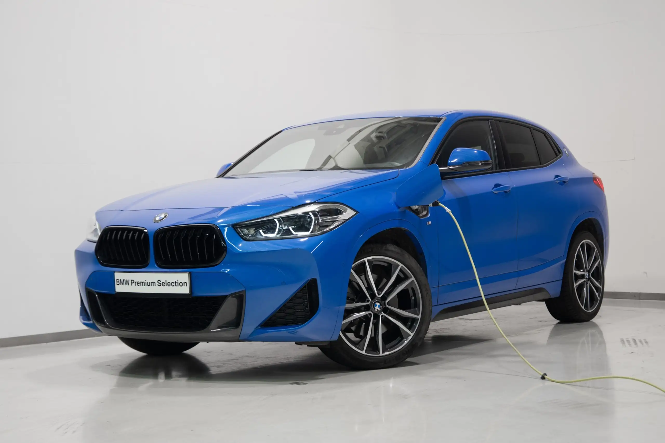 BMW - X2