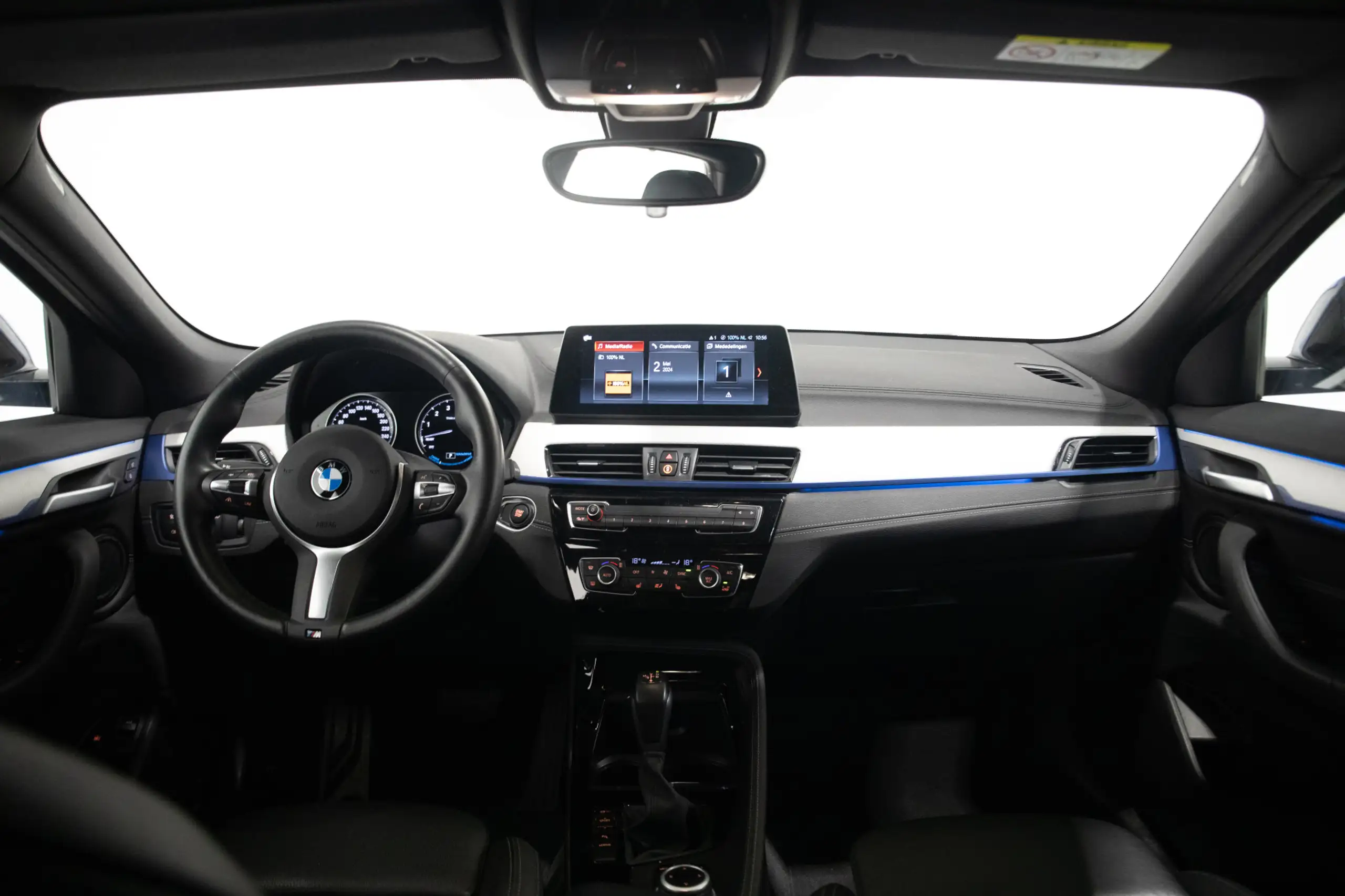 BMW - X2