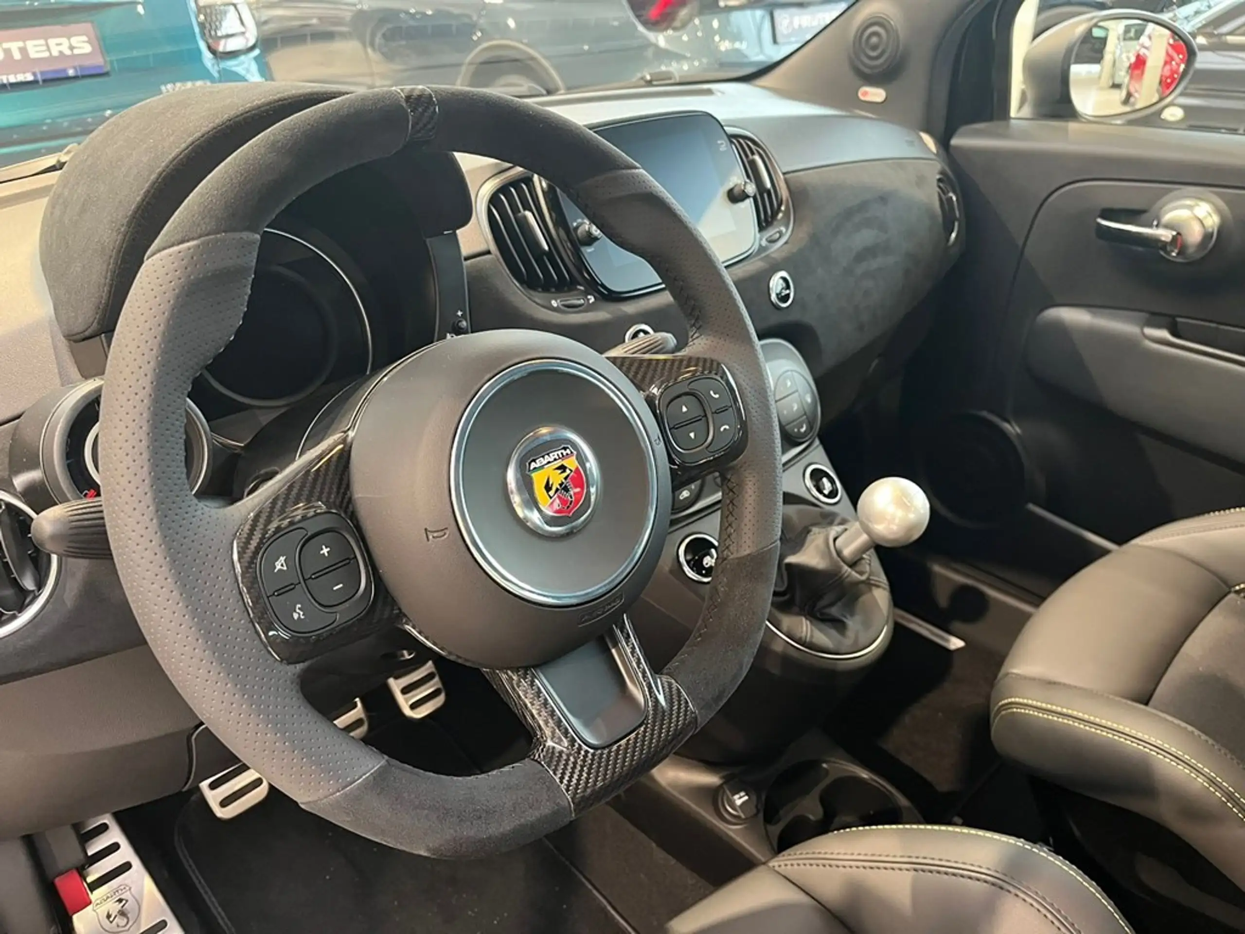 Abarth - 695