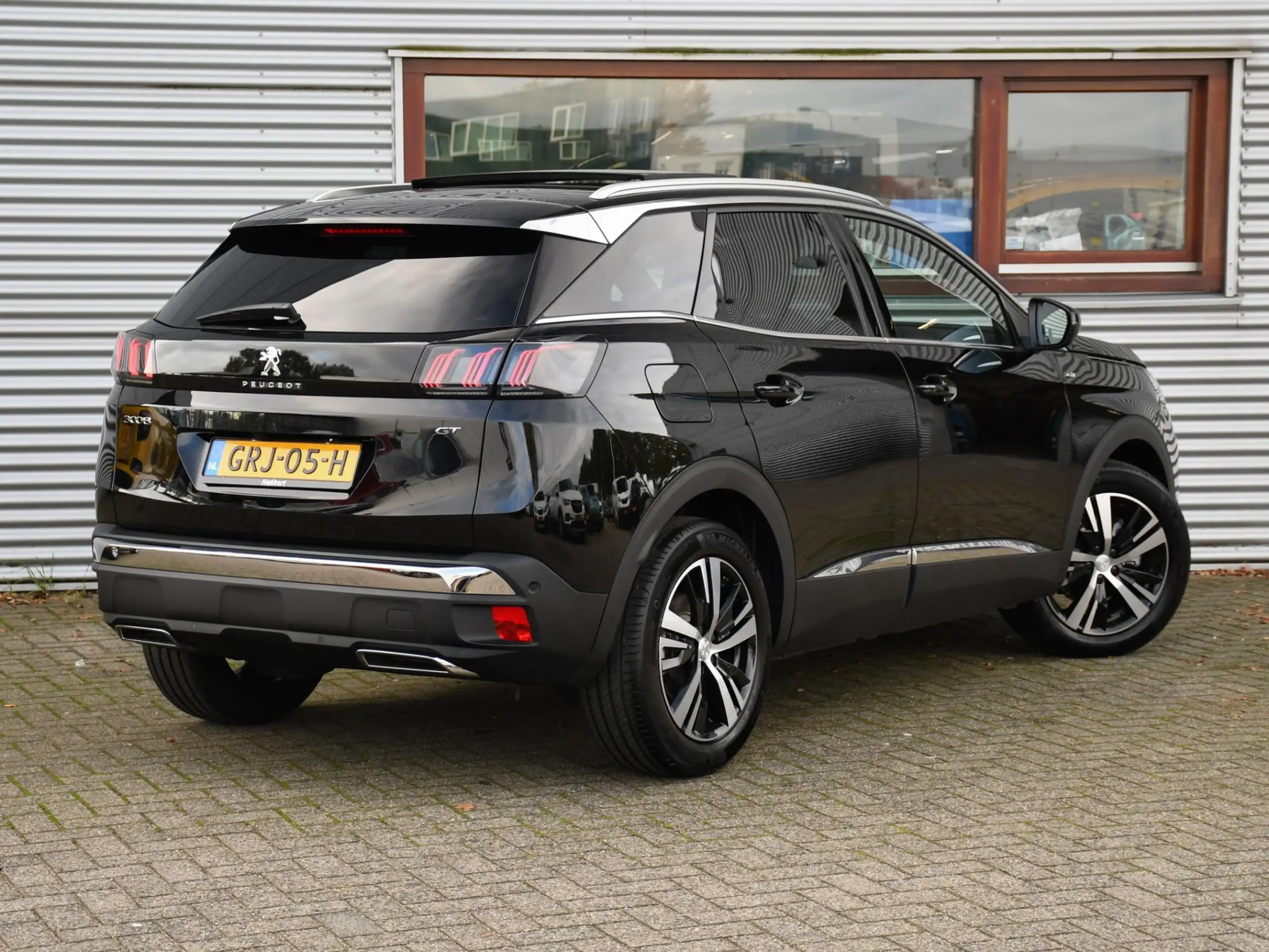 Peugeot - 3008