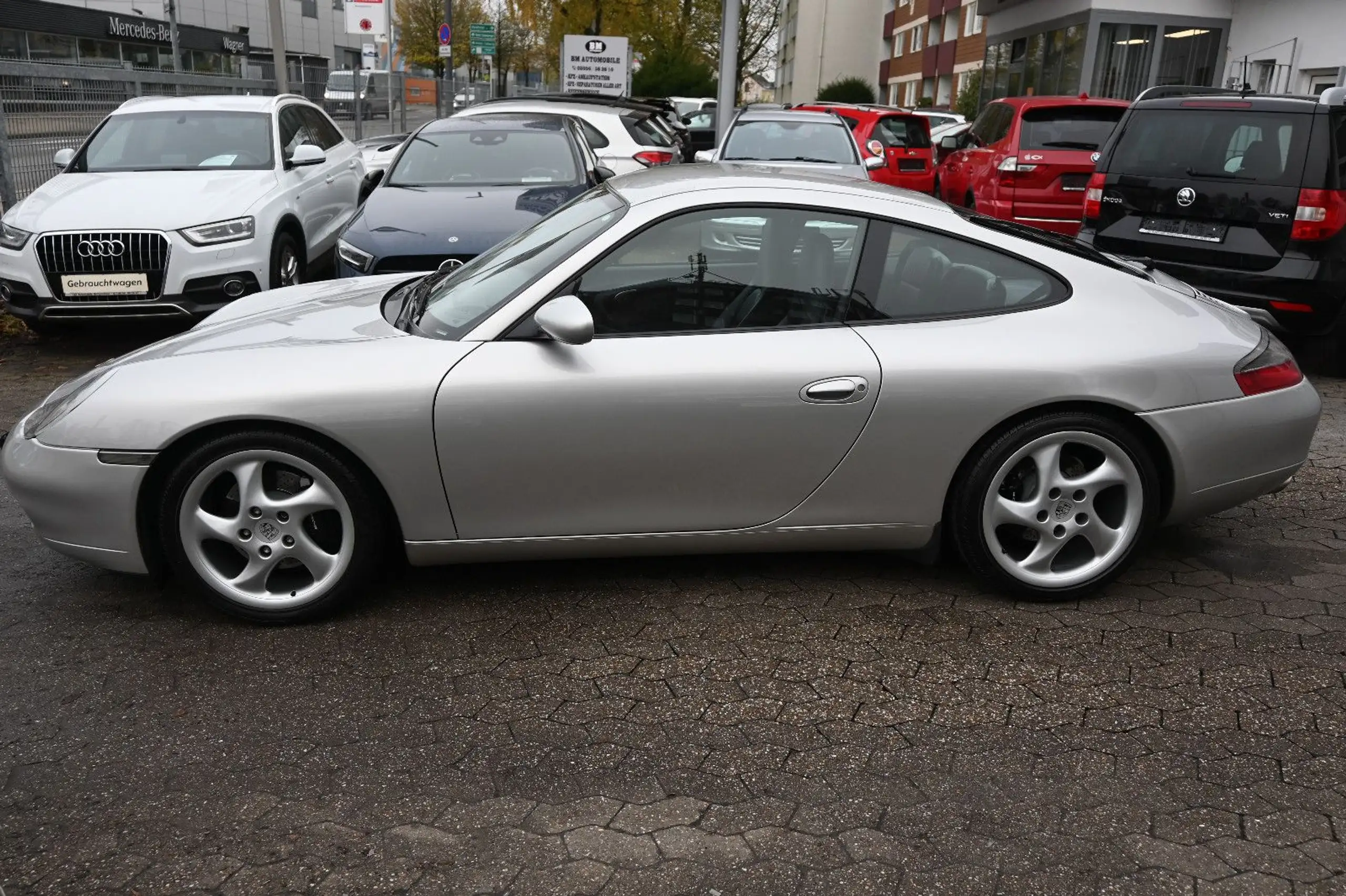 Porsche - 996