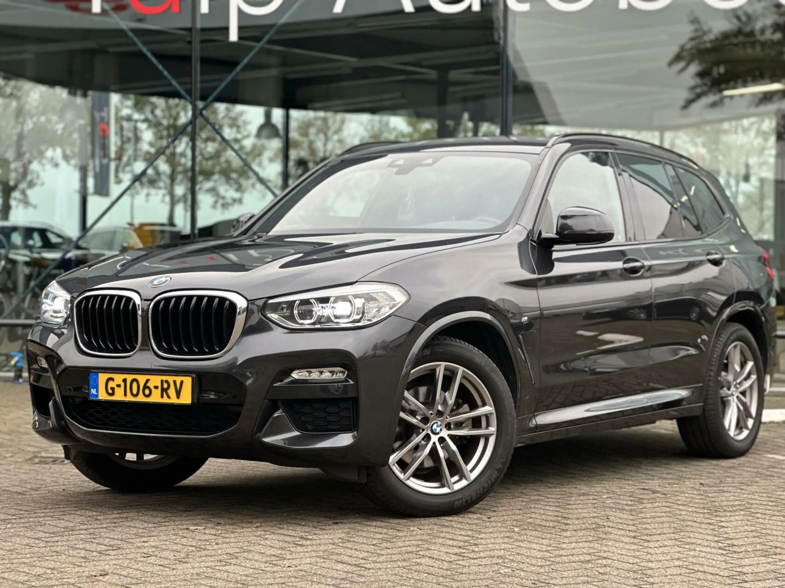 BMW - X3