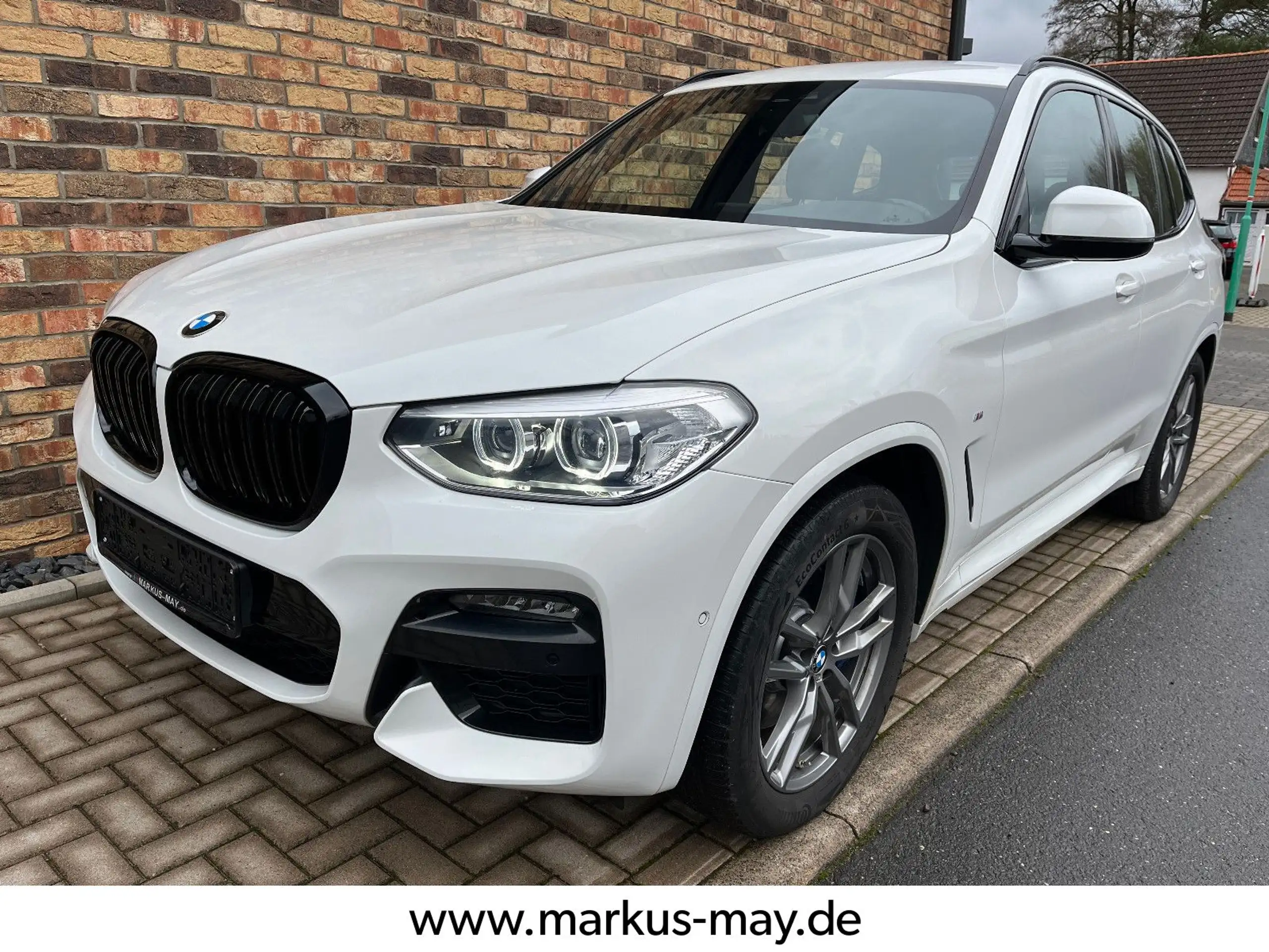 BMW - X3