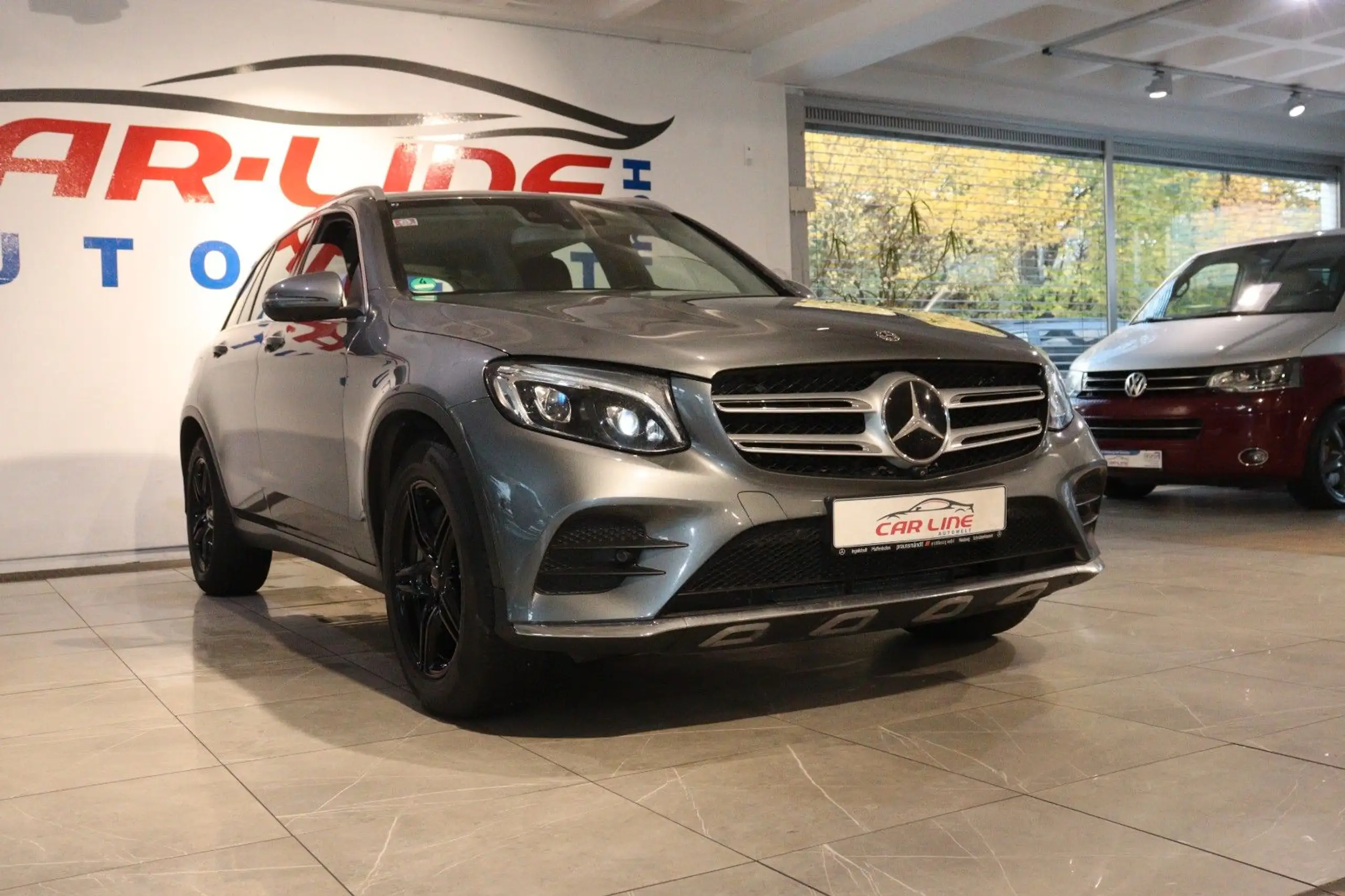 Mercedes-Benz - GLC 350