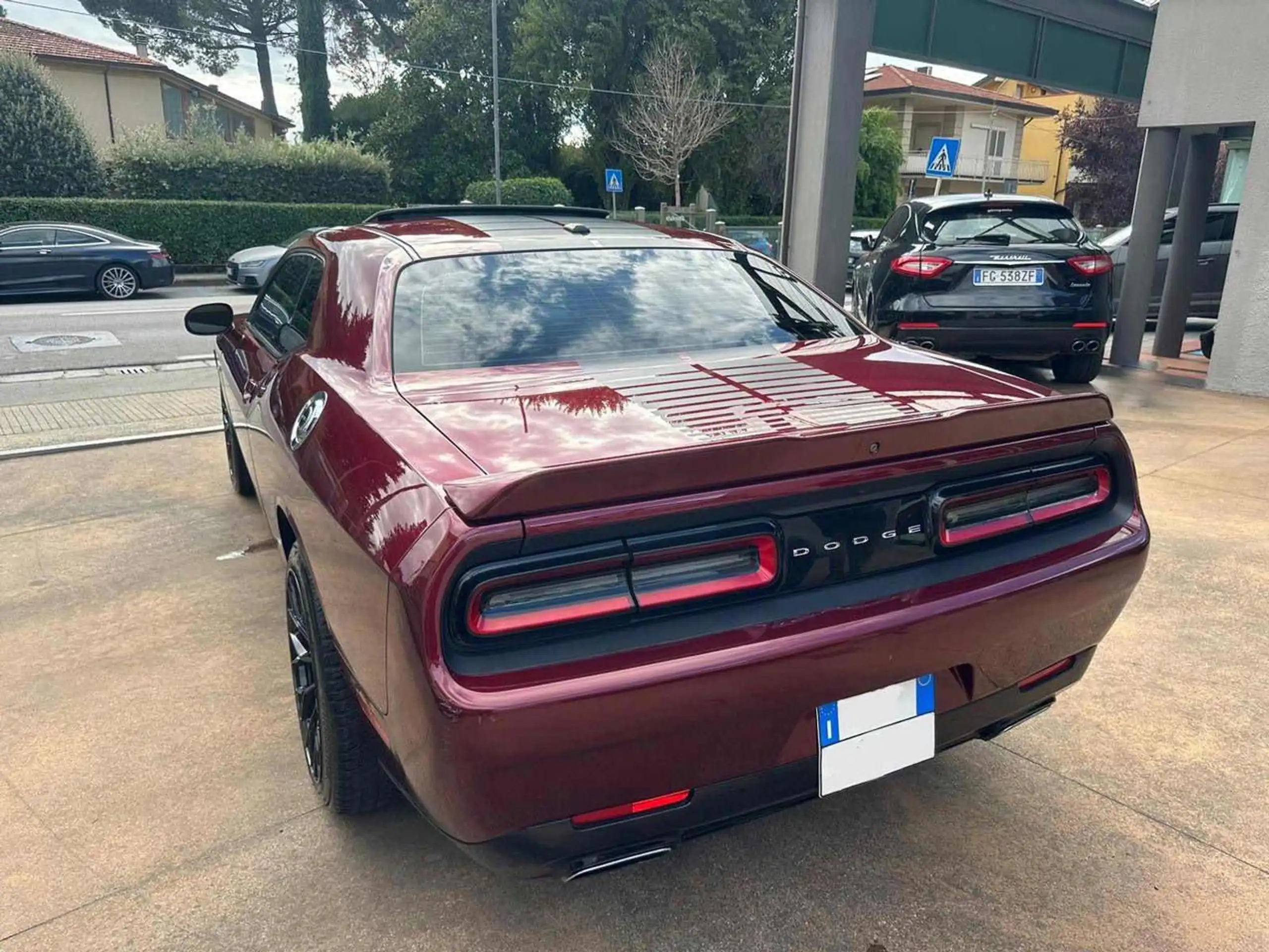 Dodge - Challenger