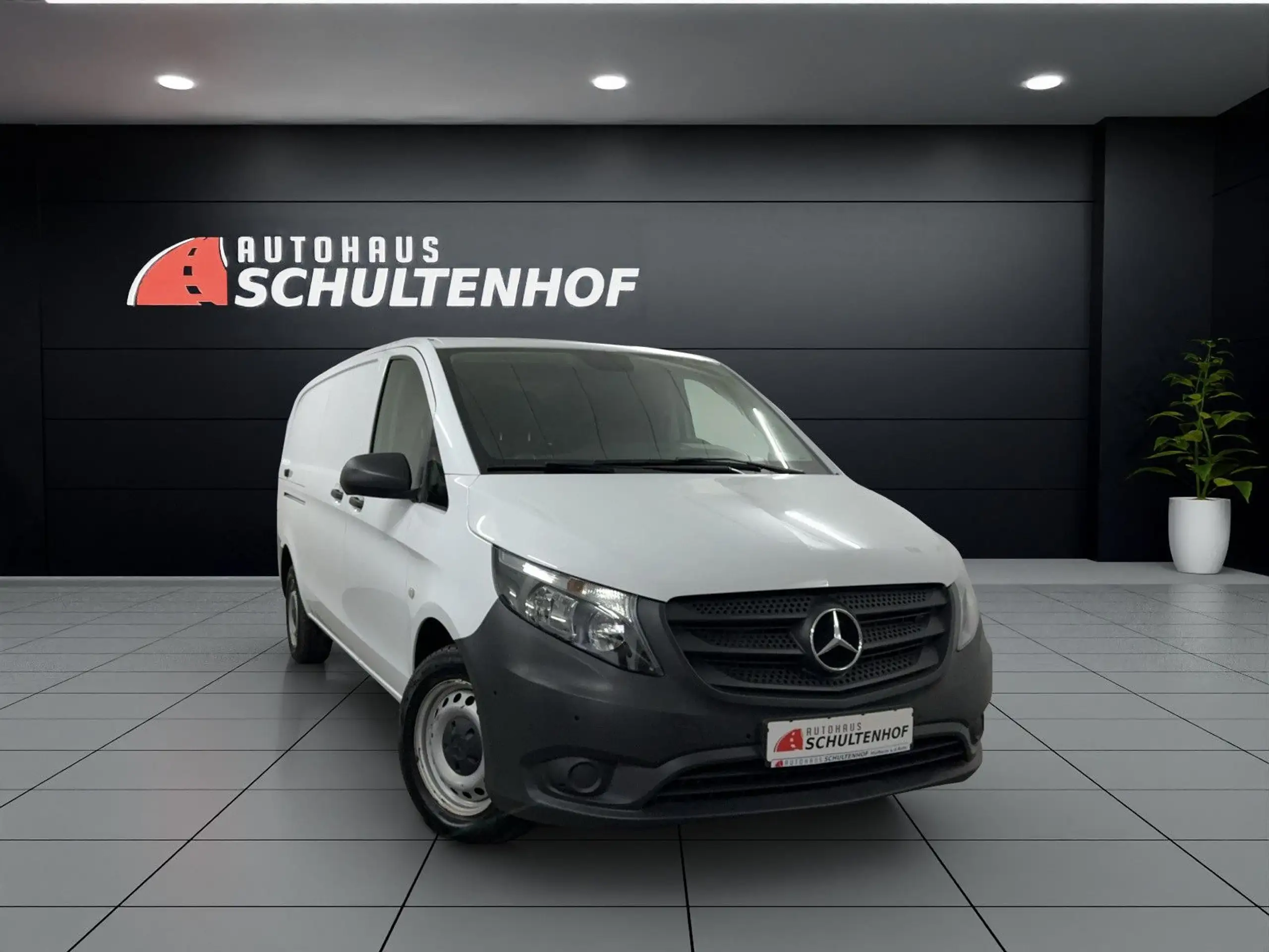 Mercedes-Benz - Vito