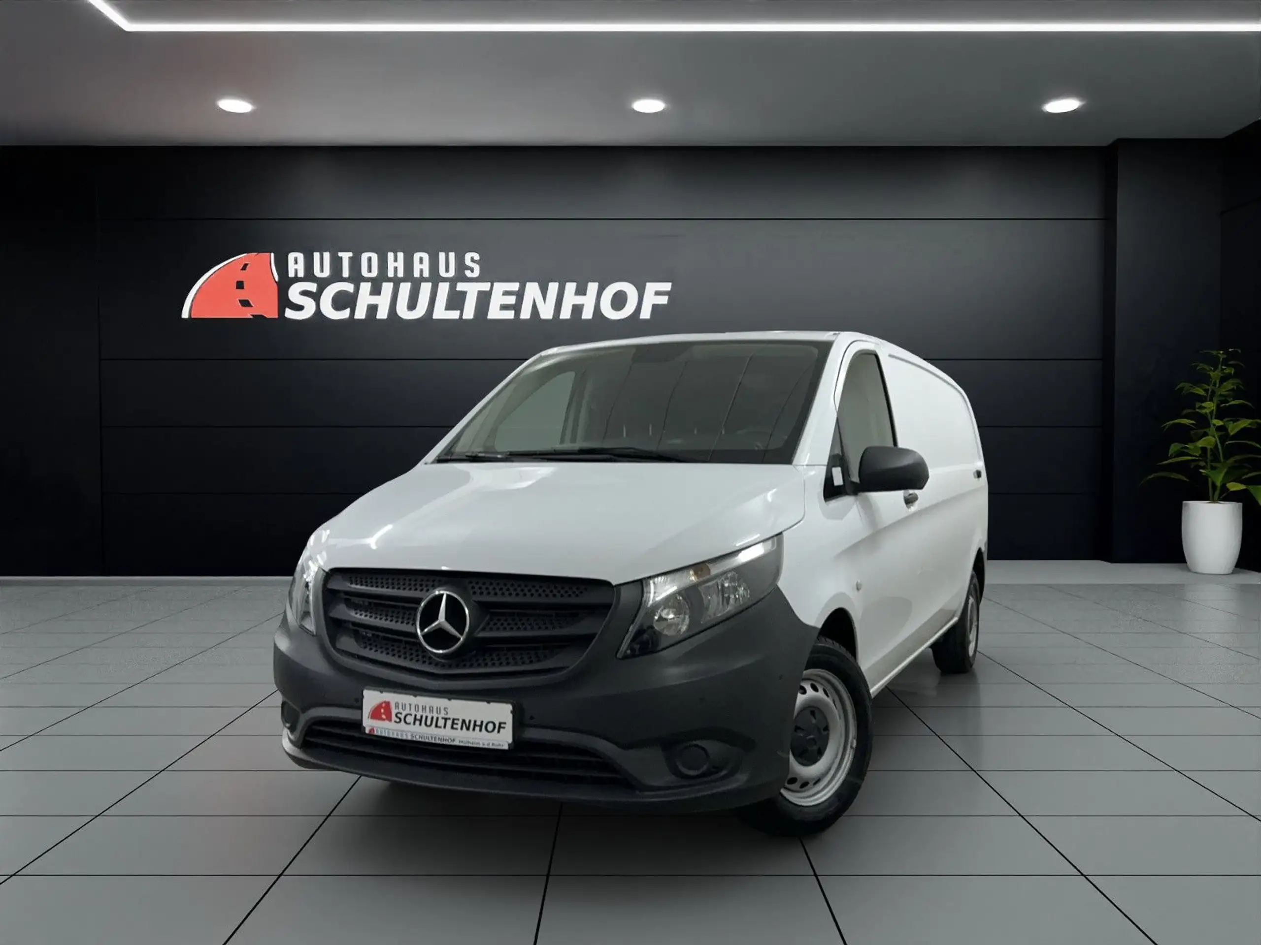 Mercedes-Benz - Vito