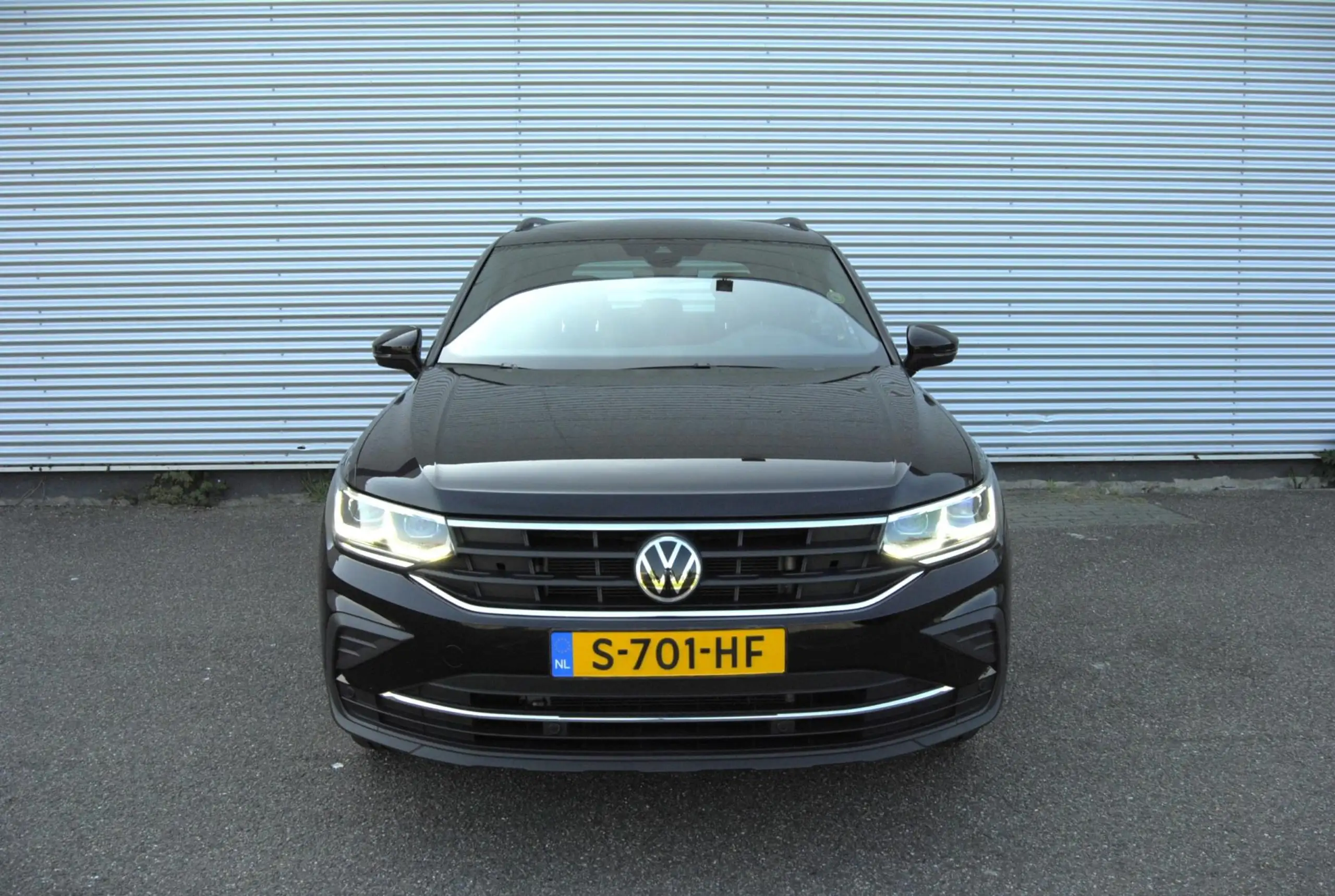 Volkswagen - Tiguan