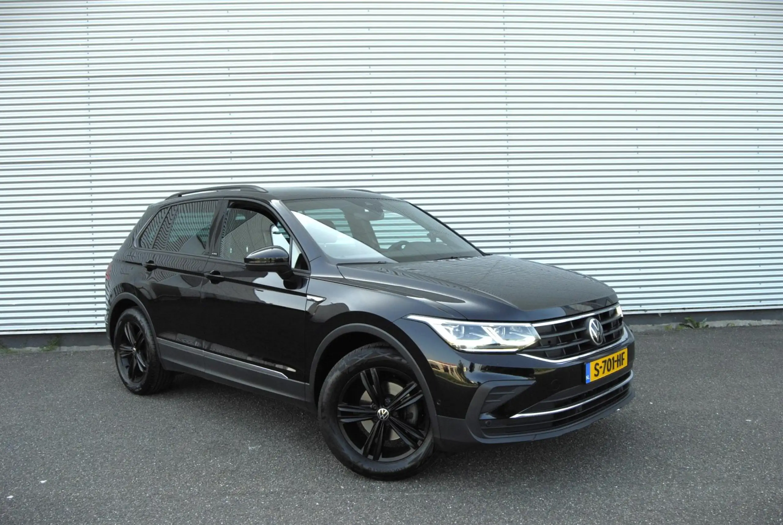 Volkswagen - Tiguan