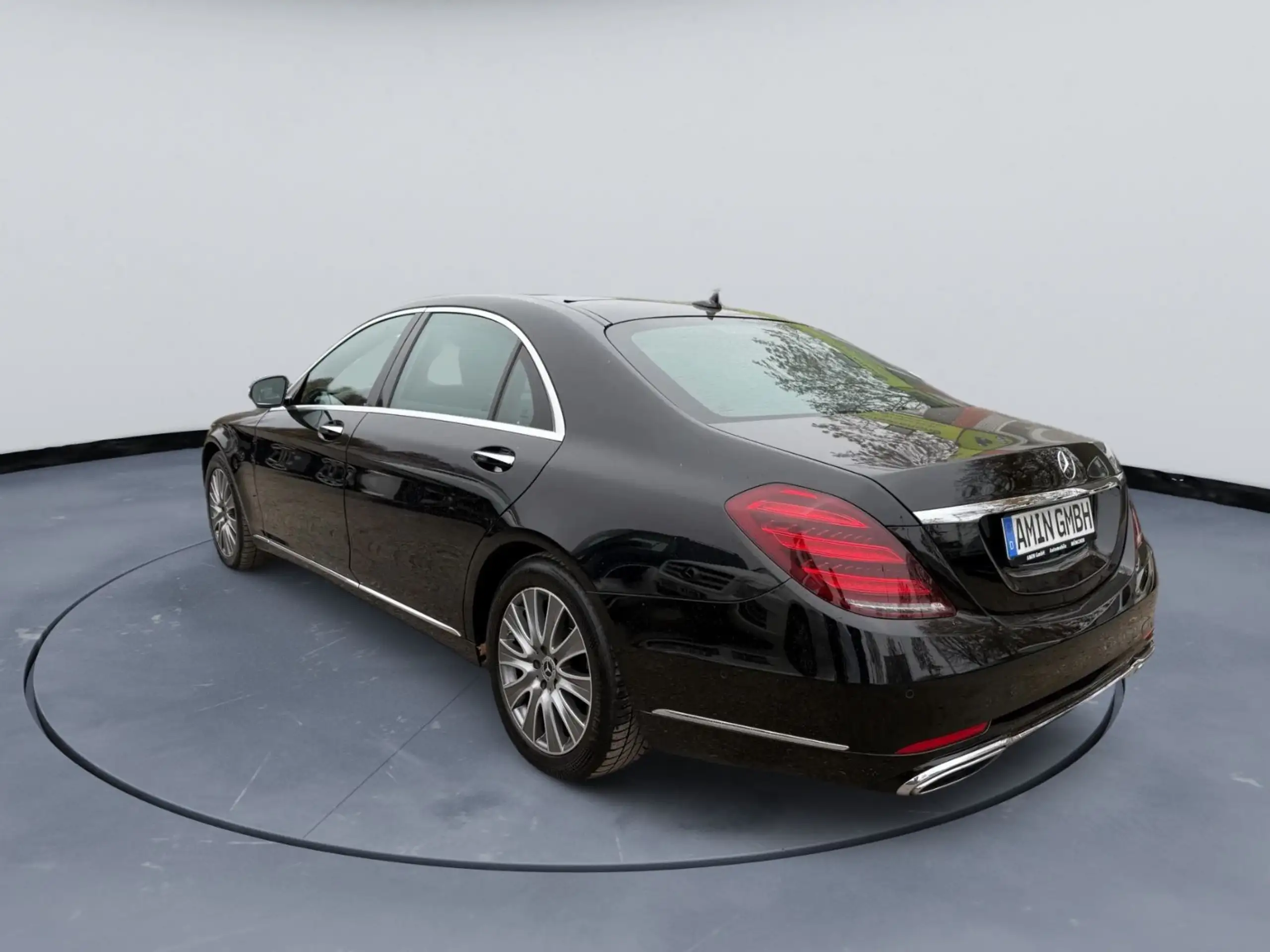 Mercedes-Benz - S 350