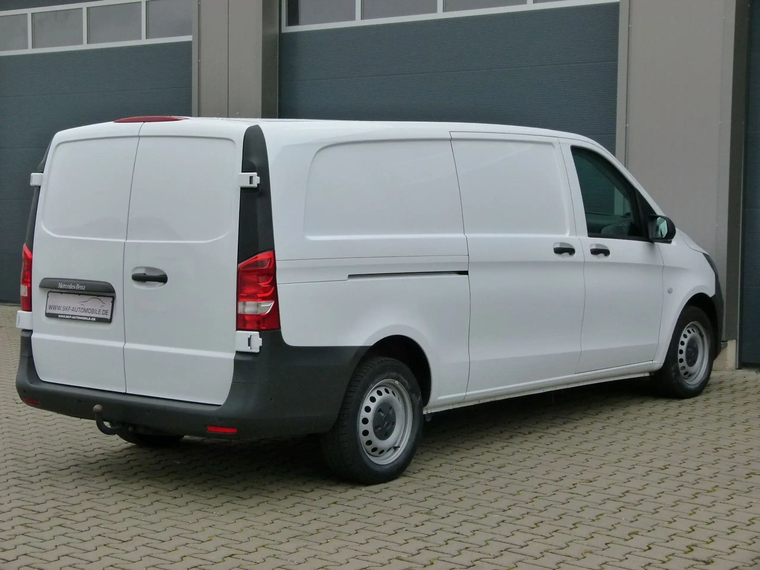 Mercedes-Benz - Vito