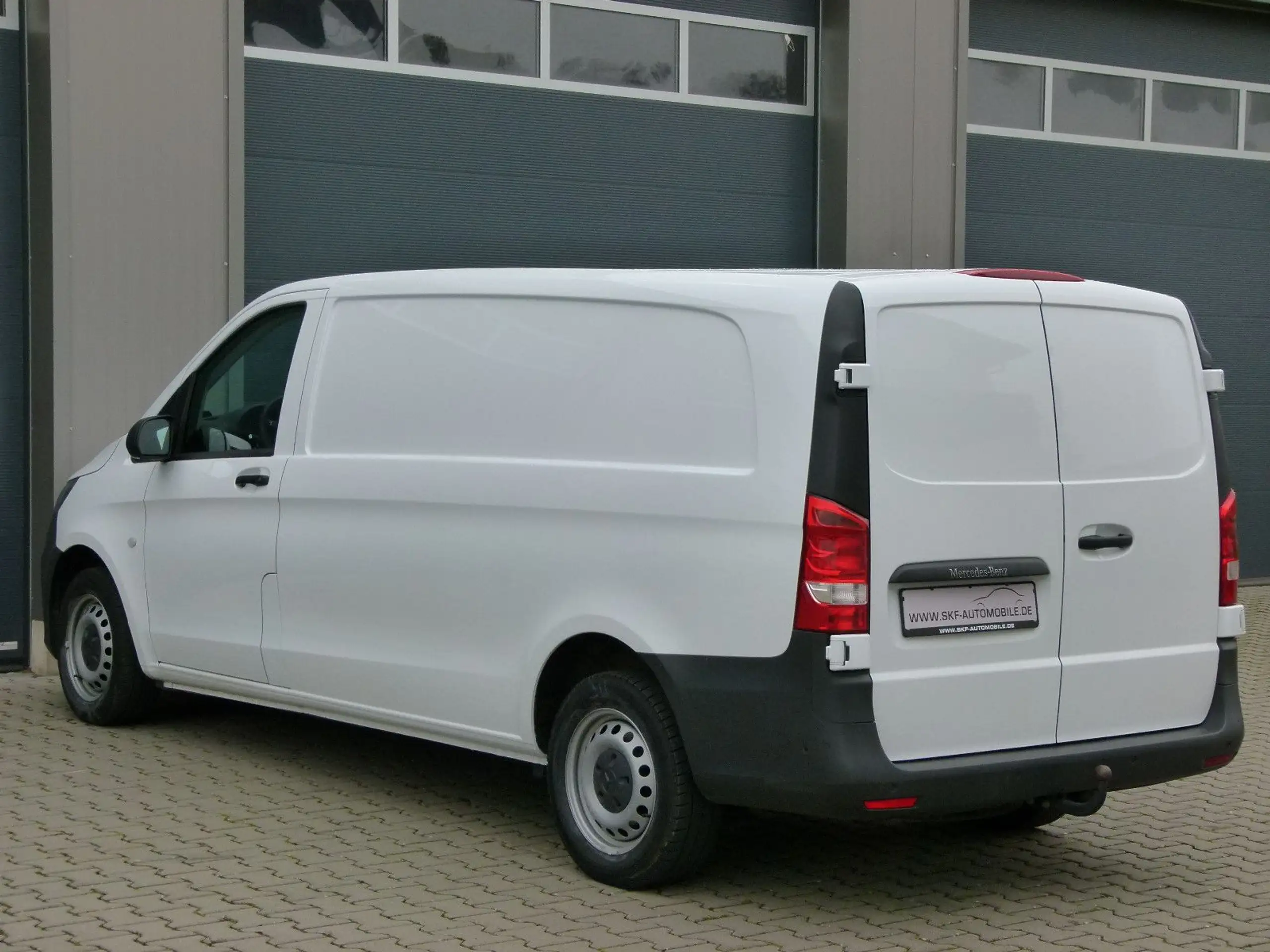 Mercedes-Benz - Vito