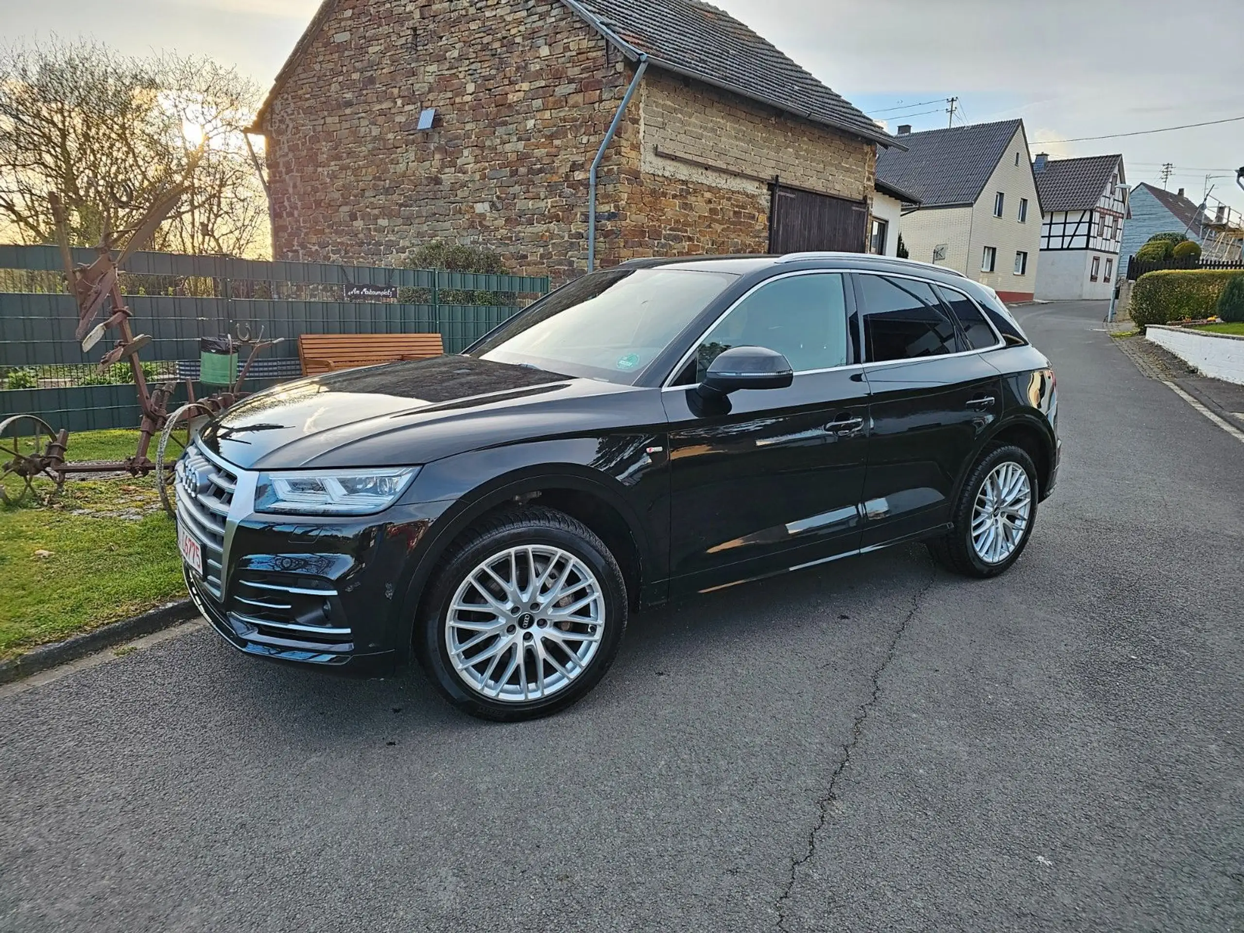 Audi - Q5