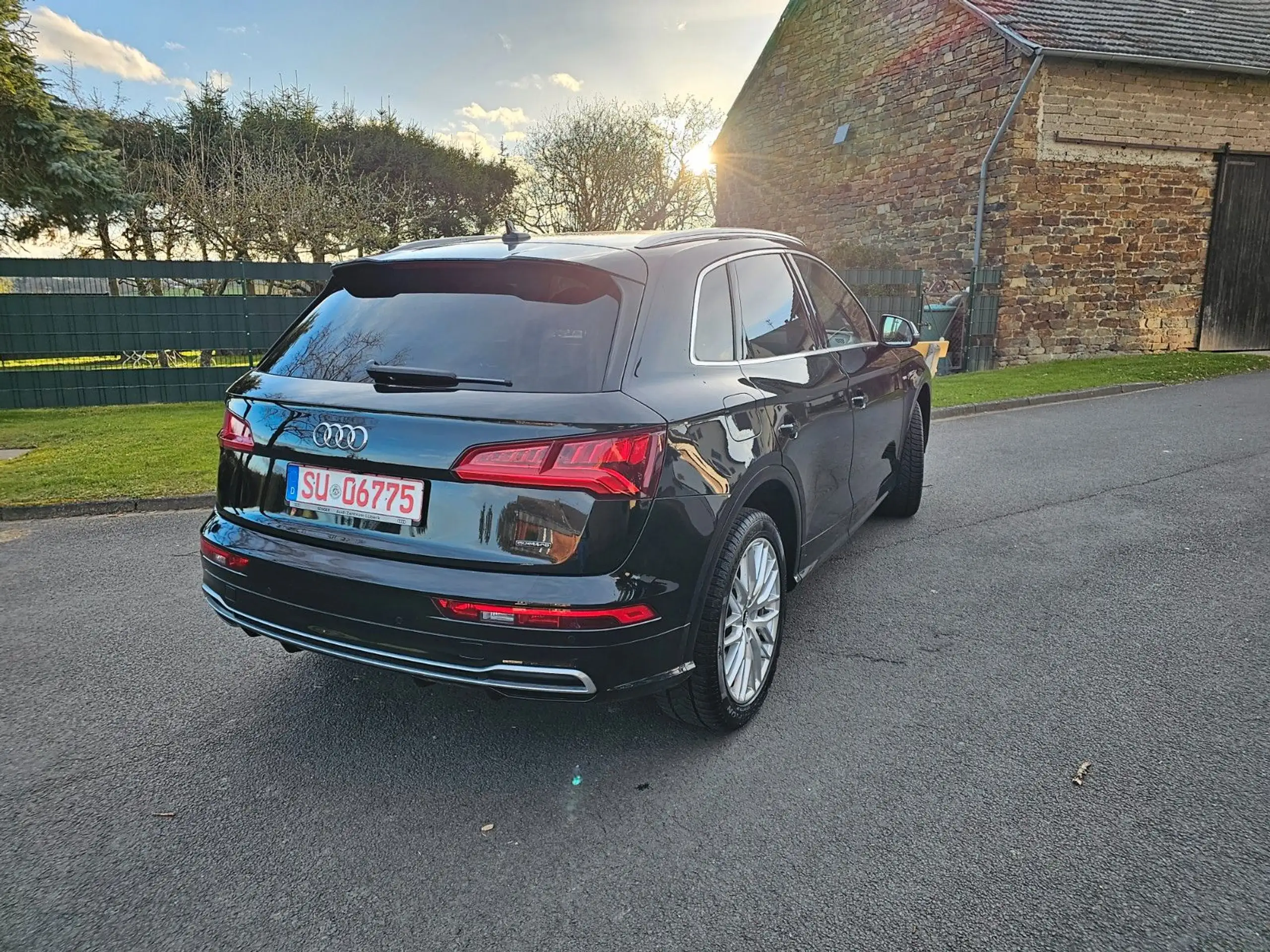 Audi - Q5