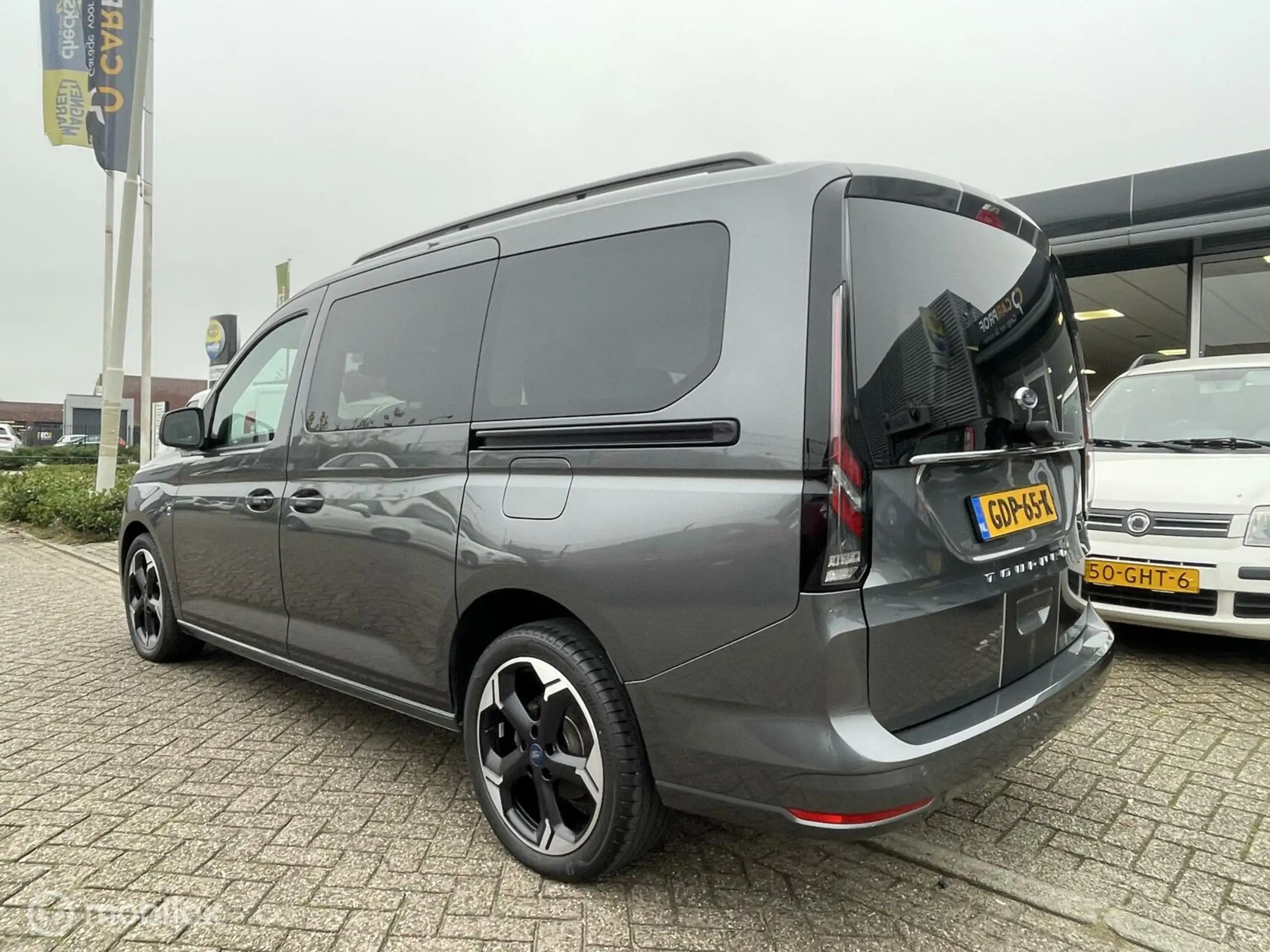 Ford - Tourneo Connect