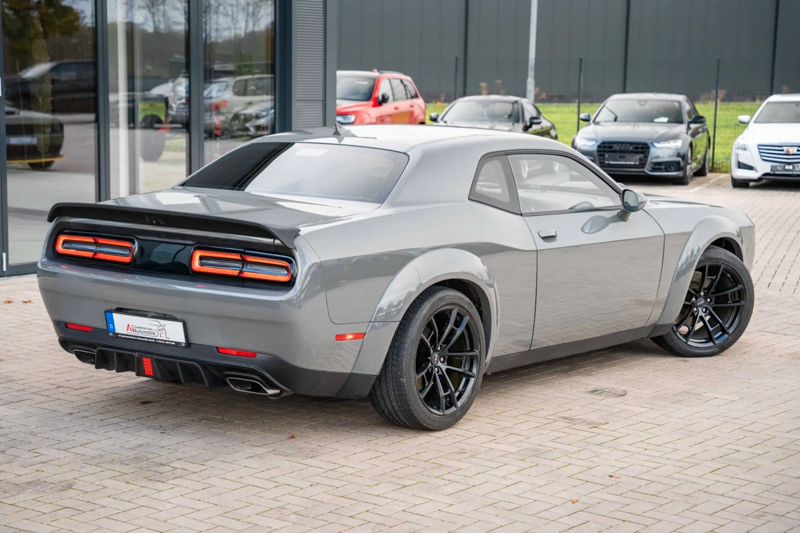 Dodge - Challenger