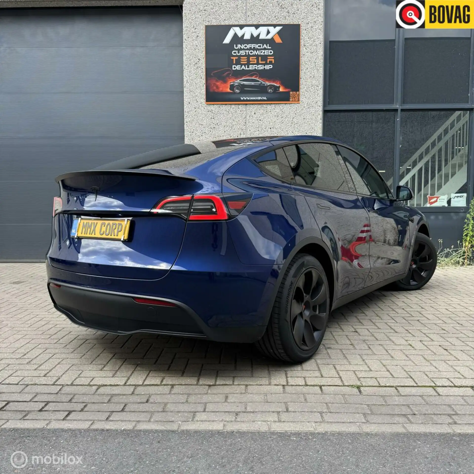 Tesla - Model Y