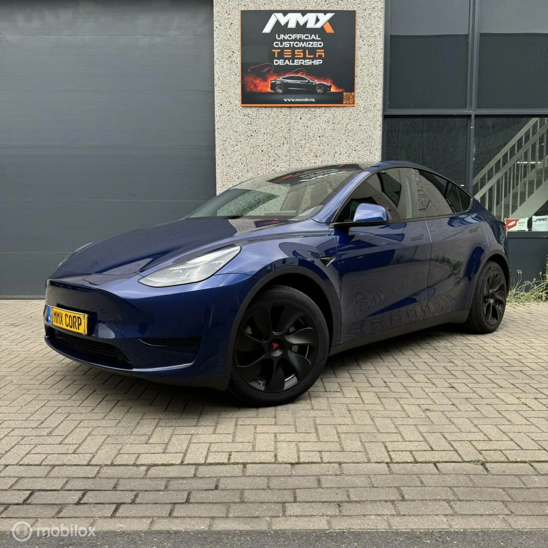 Tesla - Model Y