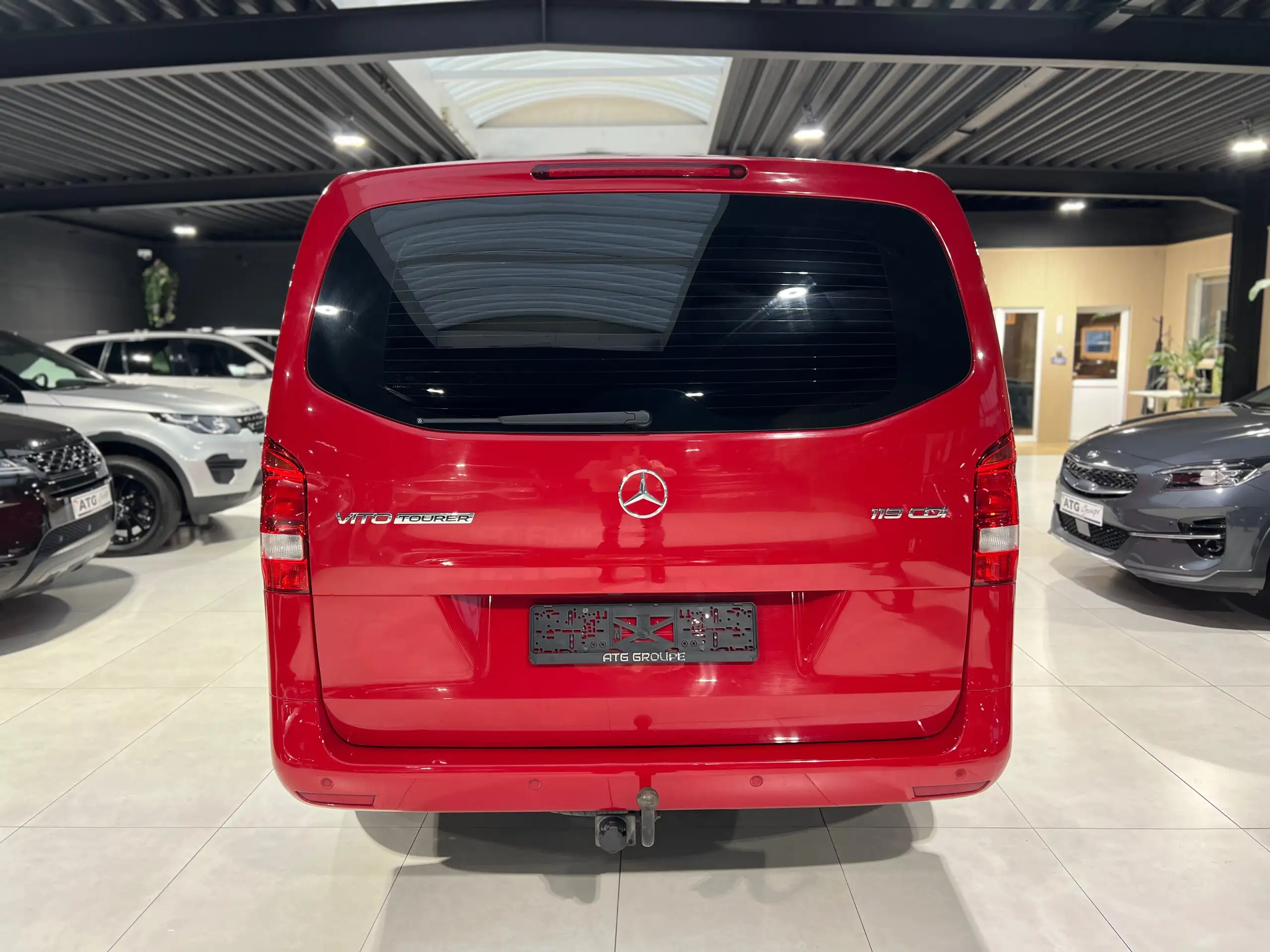 Mercedes-Benz - Vito