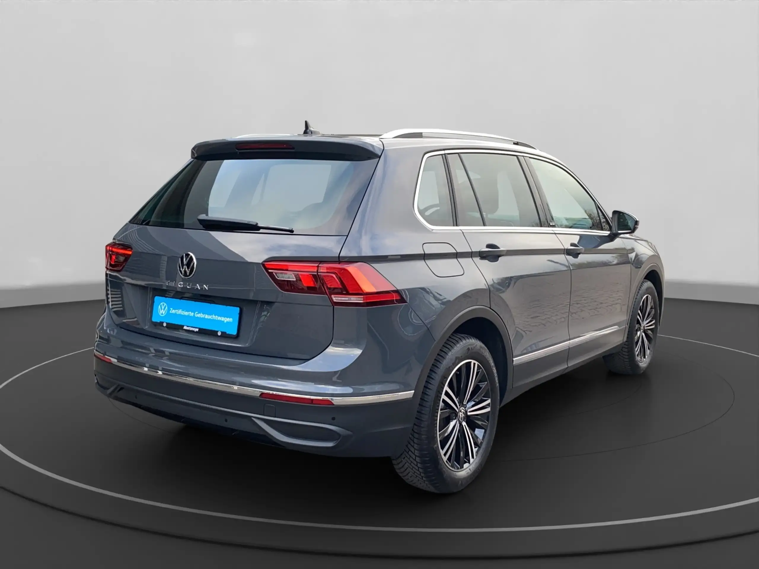 Volkswagen - Tiguan