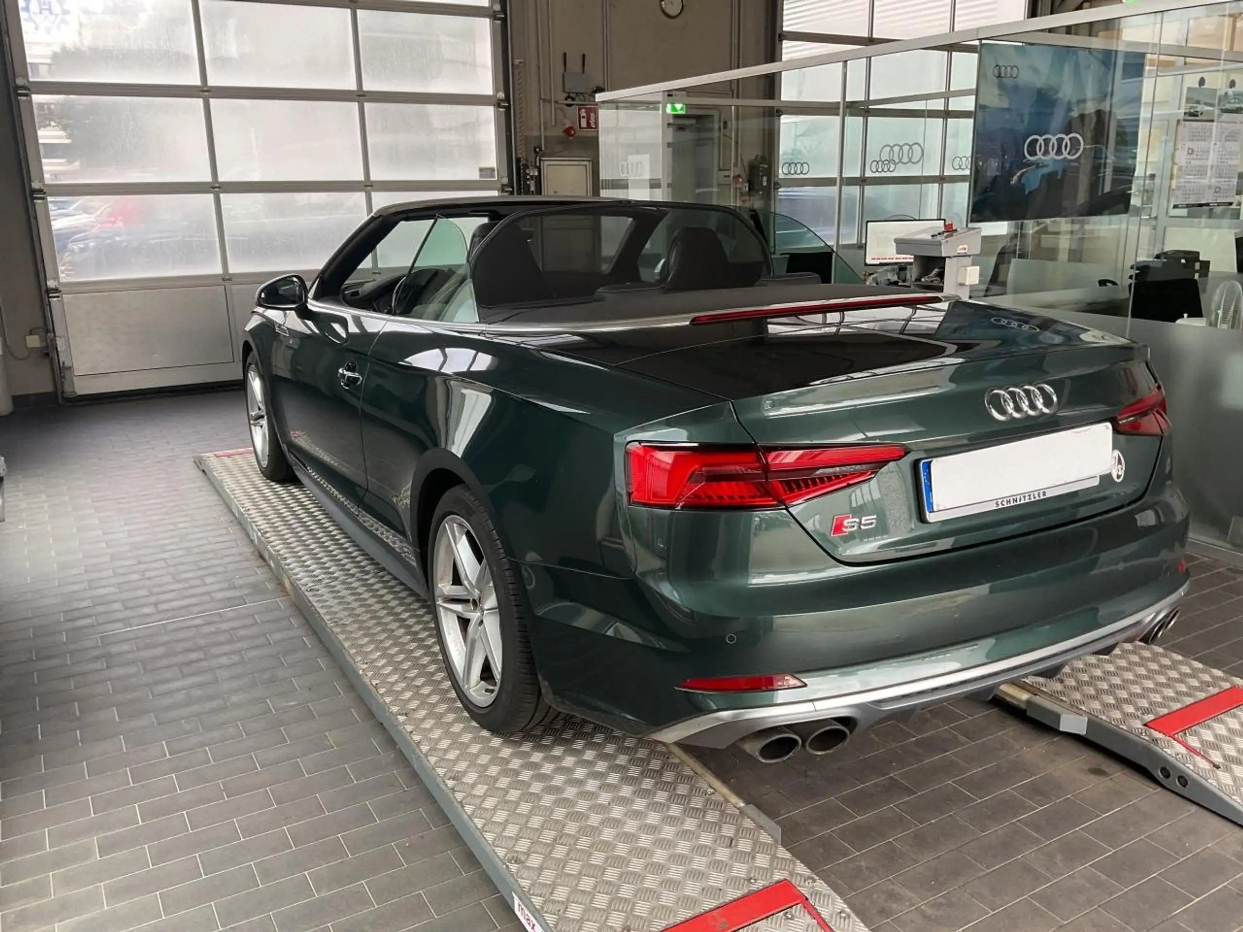 Audi - S5