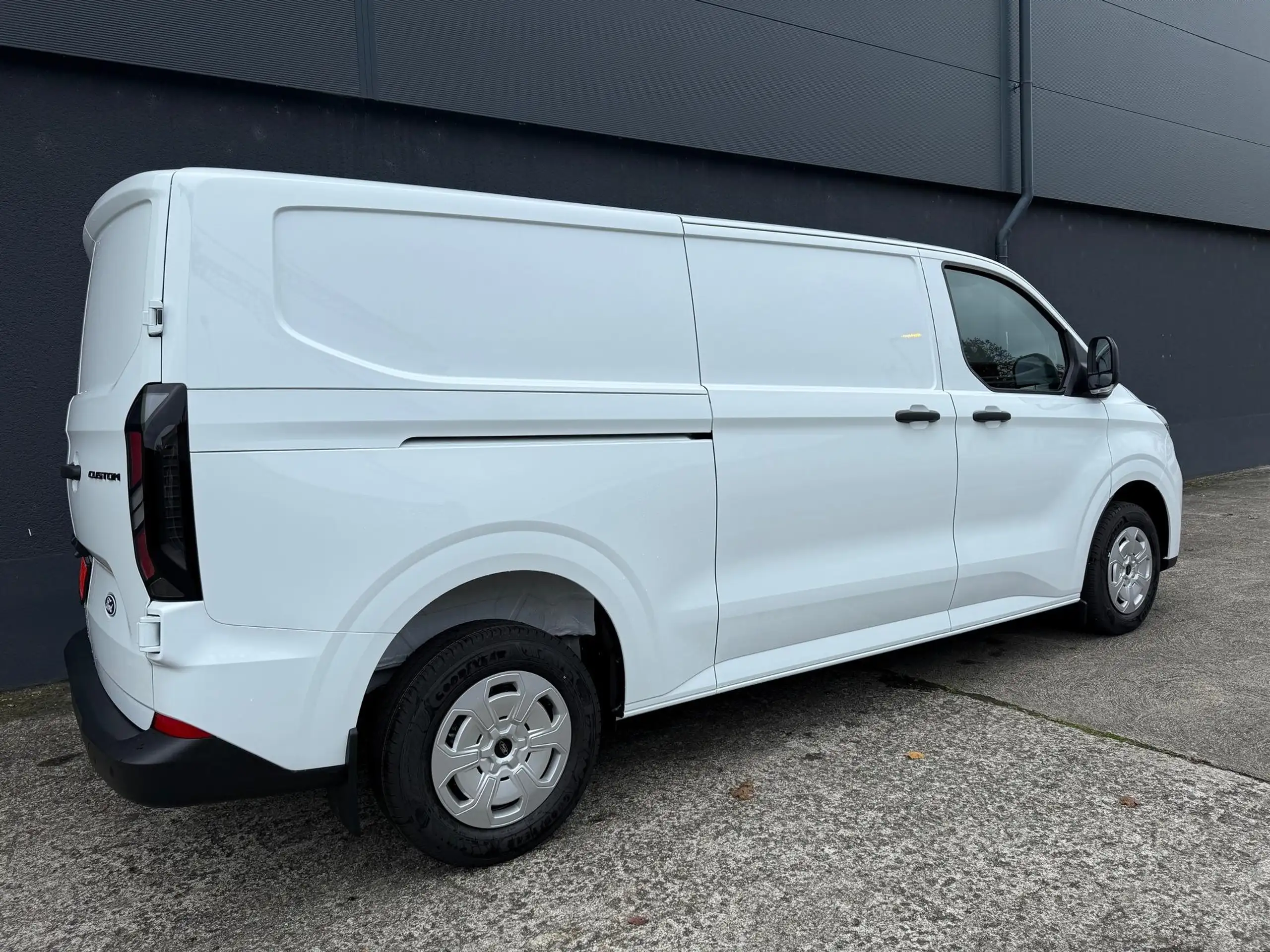 Ford - Transit Custom