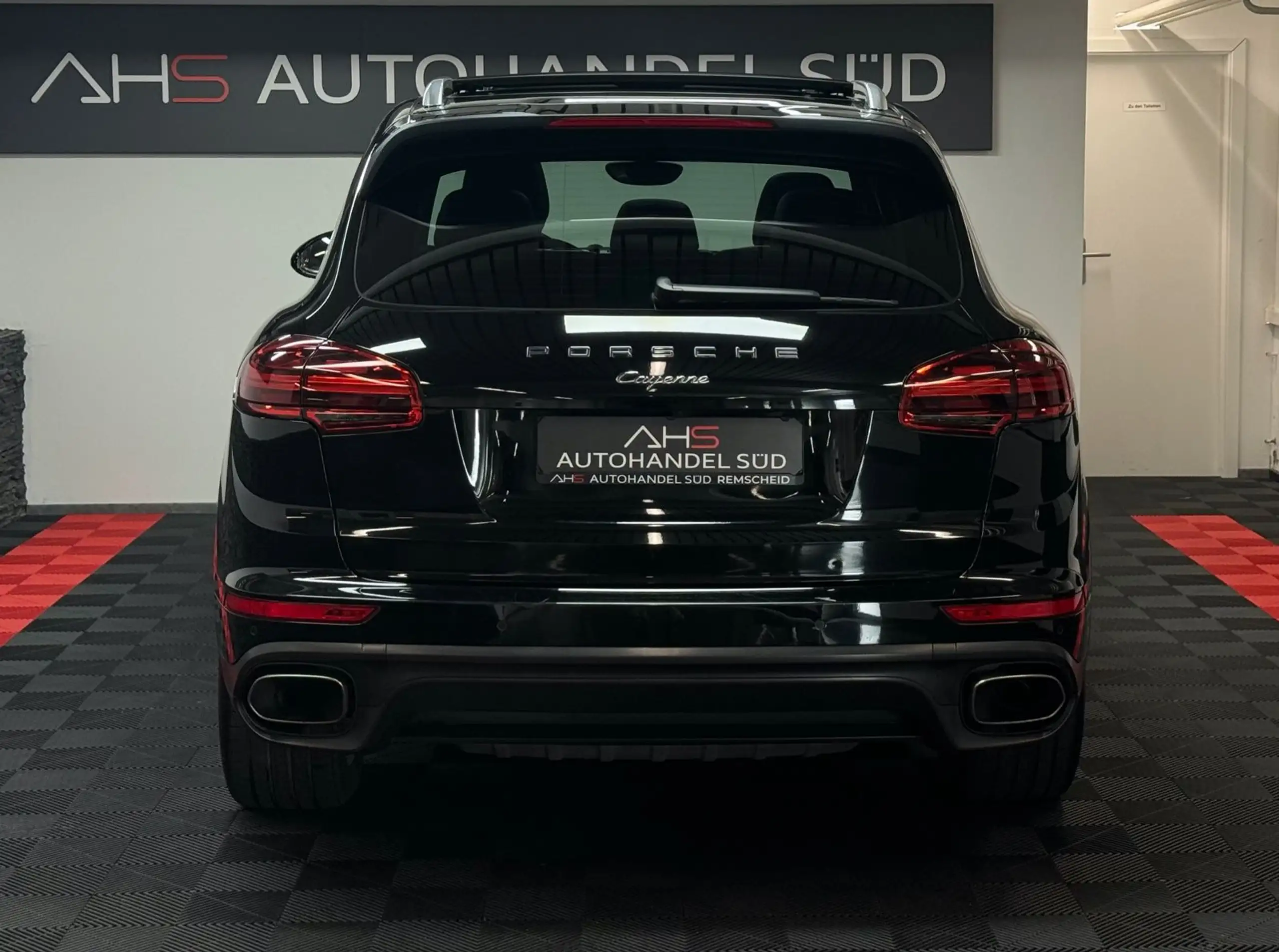 Porsche - Cayenne