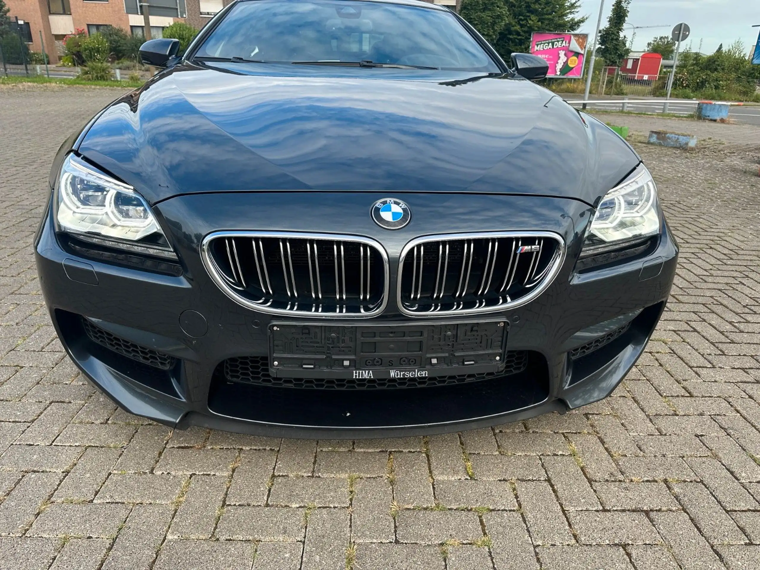 BMW - M6