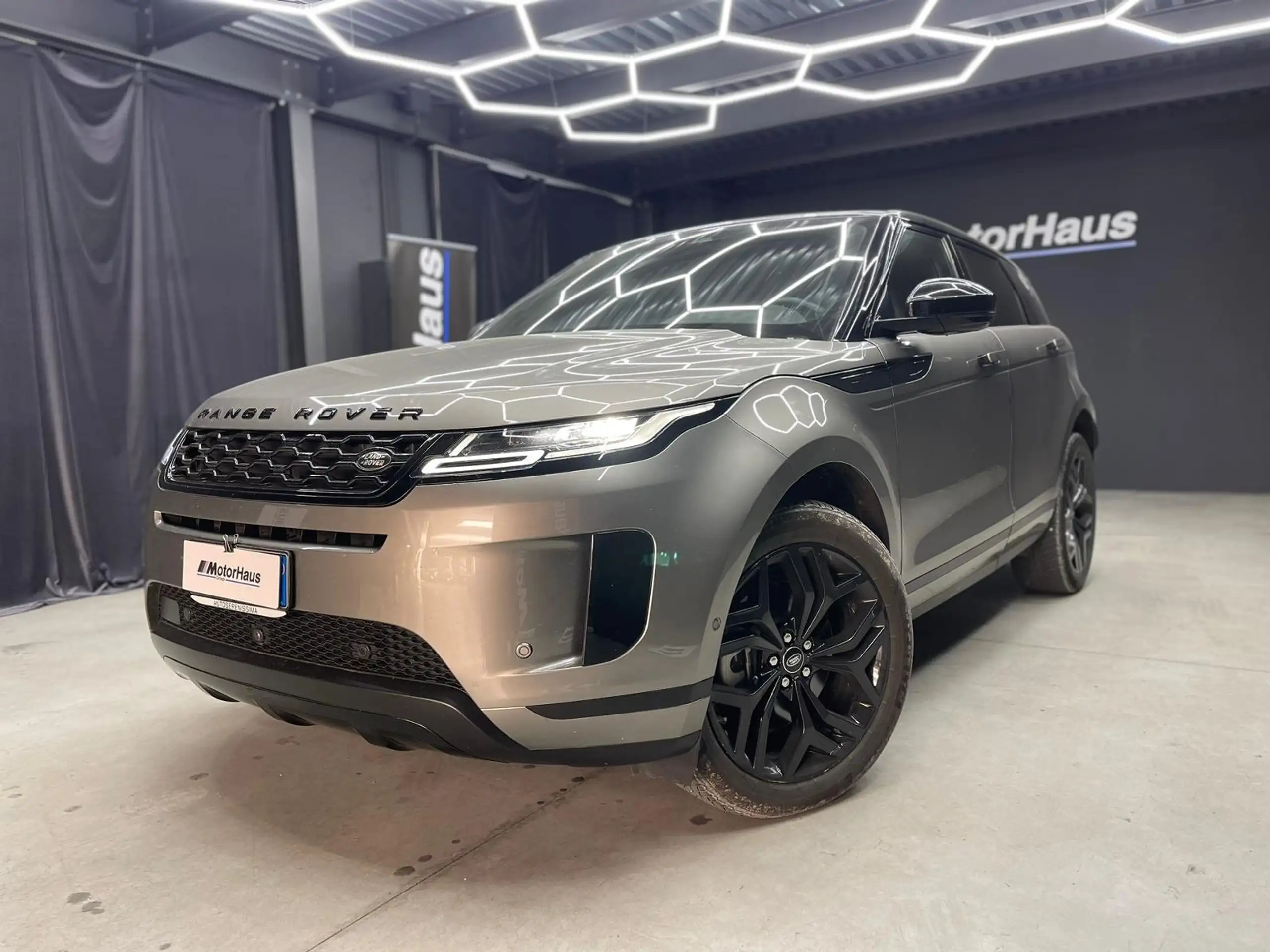 Land Rover - Range Rover Evoque