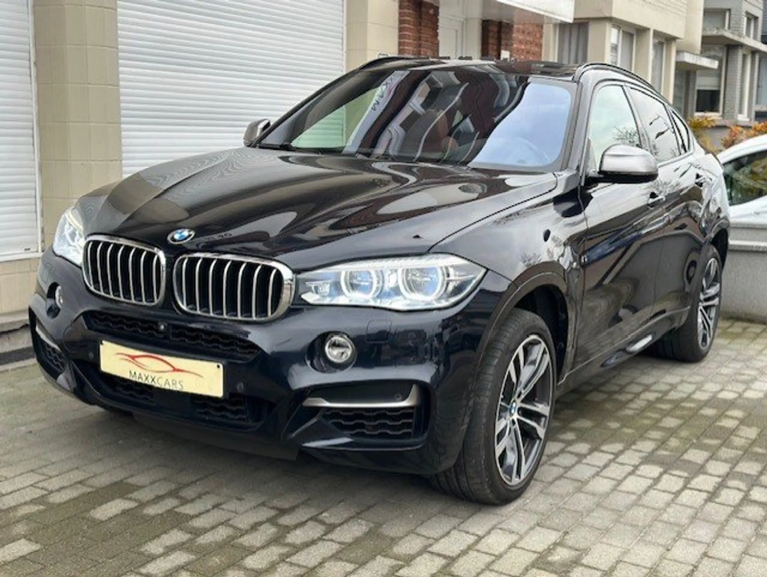 BMW - X6 M