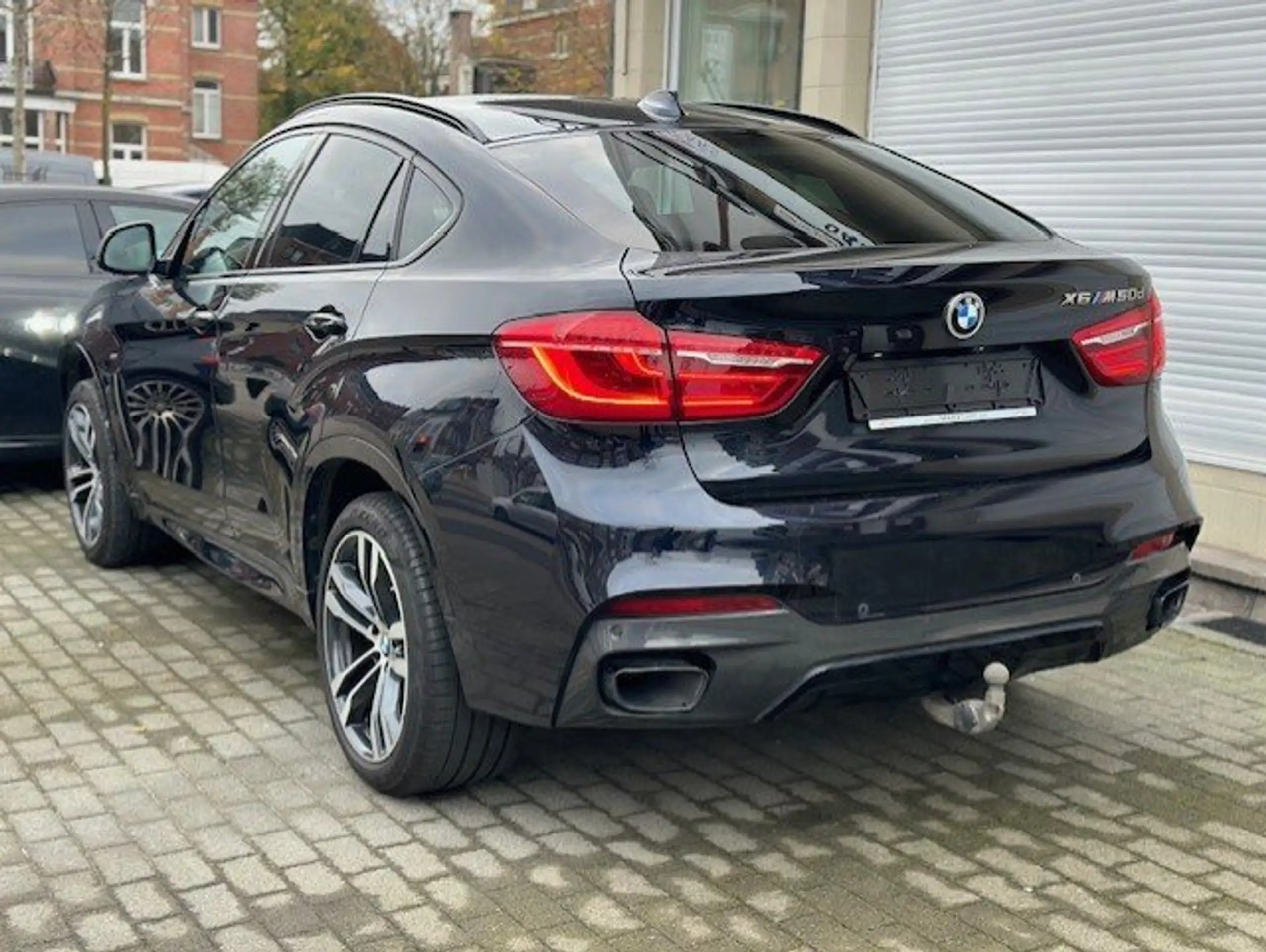 BMW - X6 M