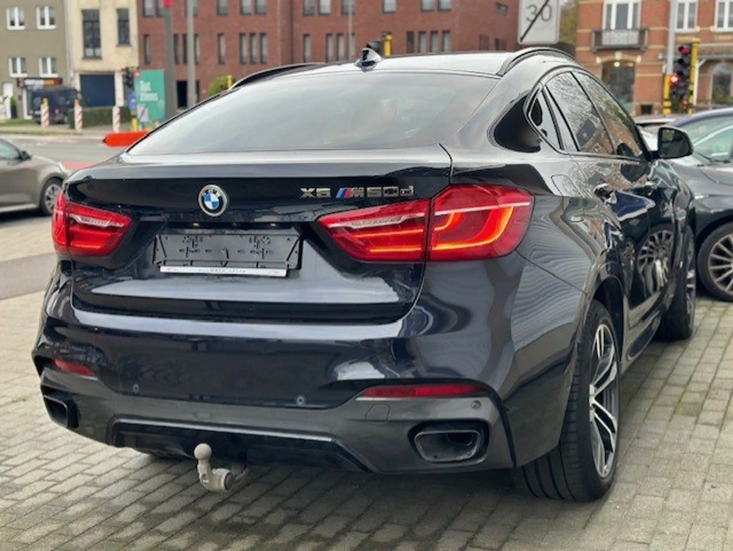 BMW - X6 M