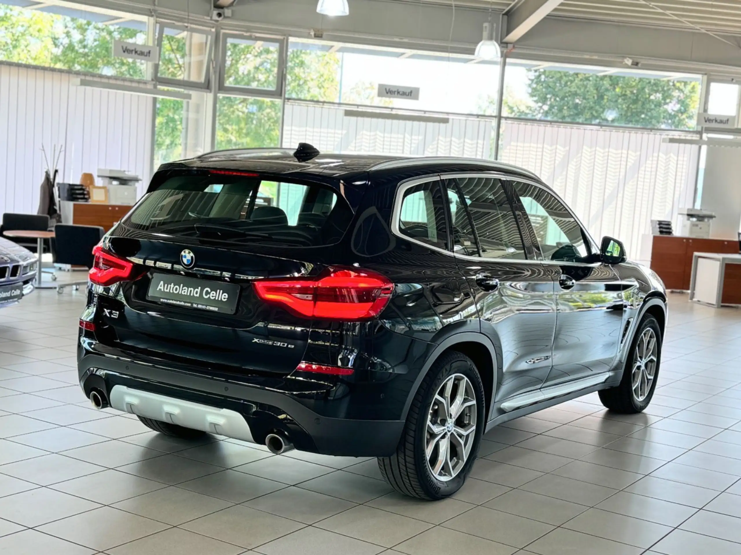 BMW - X3