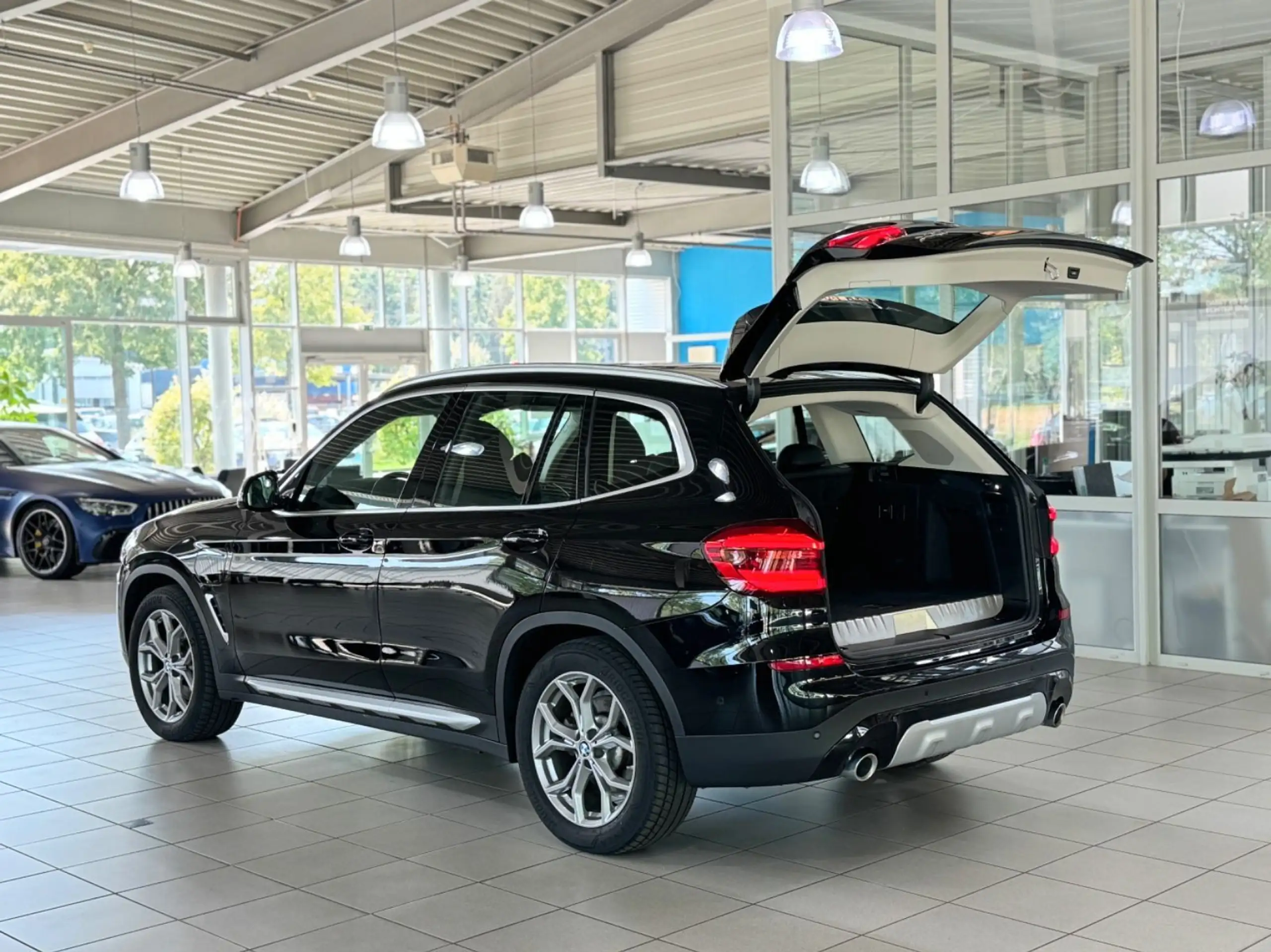 BMW - X3