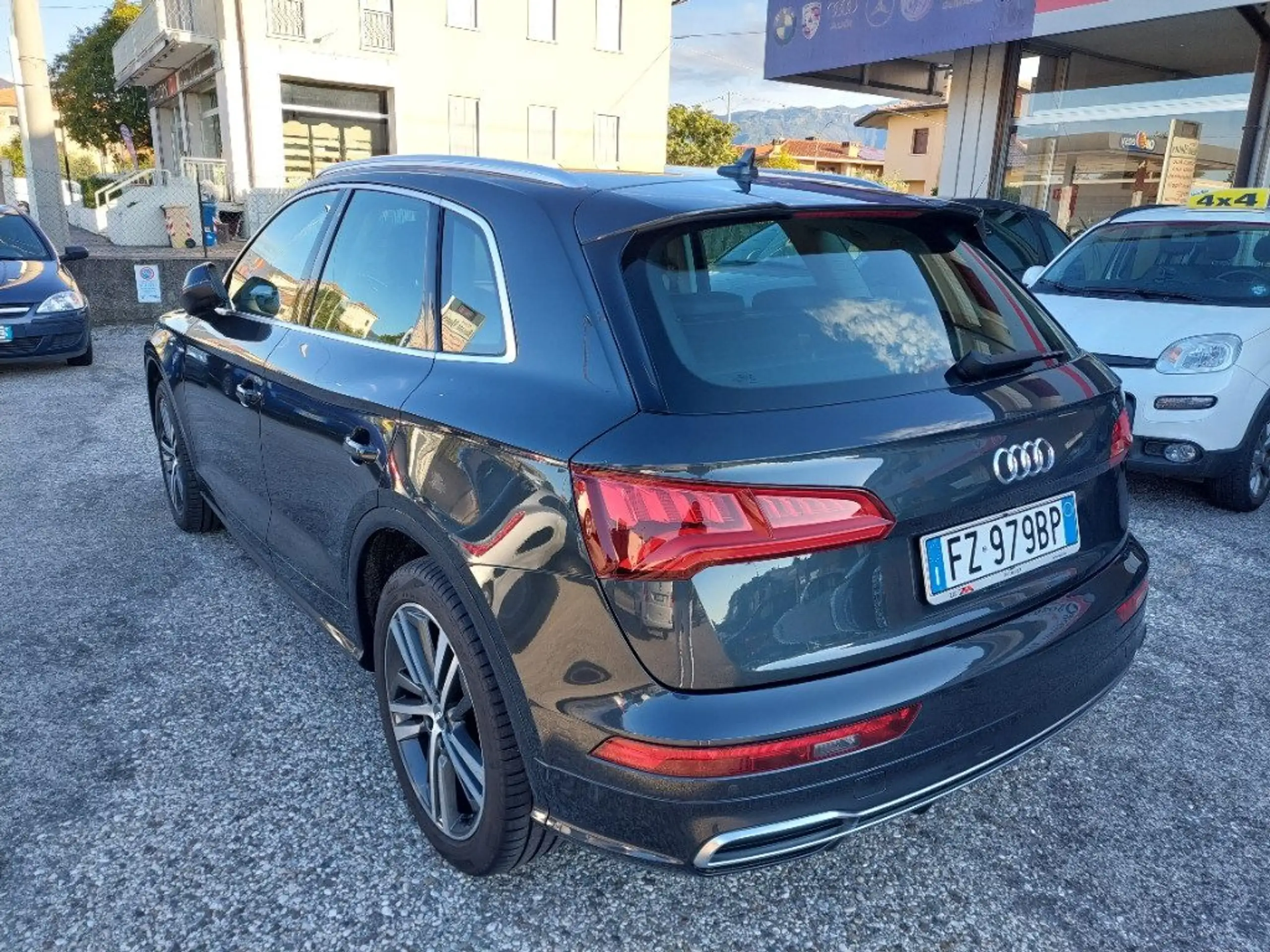 Audi - Q5