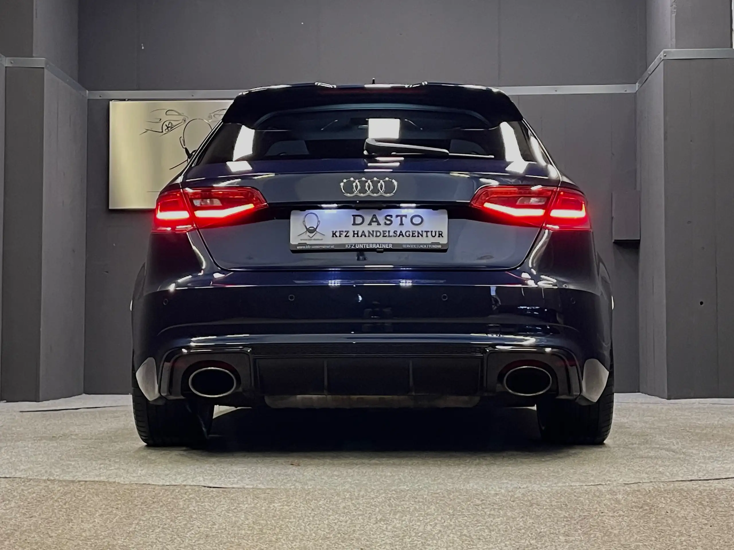 Audi - RS3